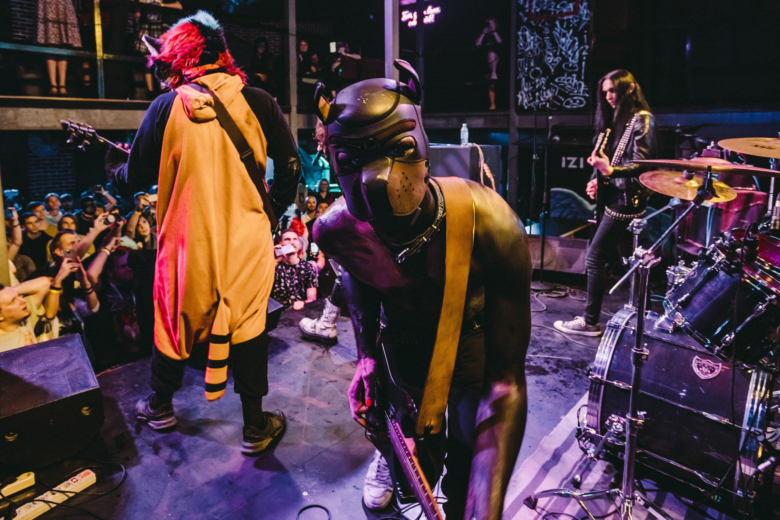 IZIHATE. Photographer Sonkina Tatiana (Tanya Ash)