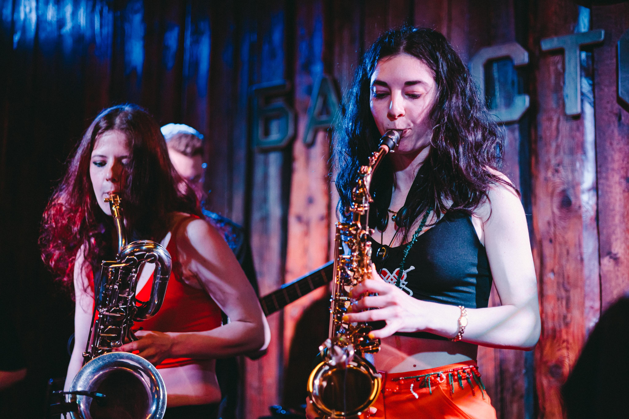 #BRASS NONAME. Фотограф Сонкина Татьяна