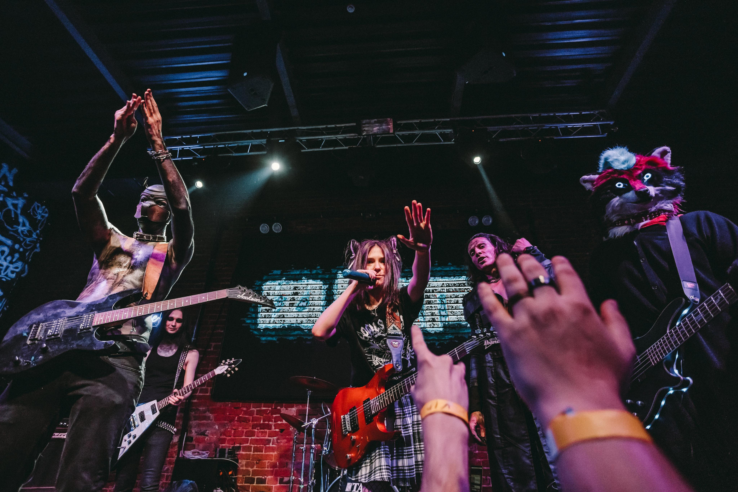 IZIHATE. Photographer Sonkina Tatiana (Tanya Ash)