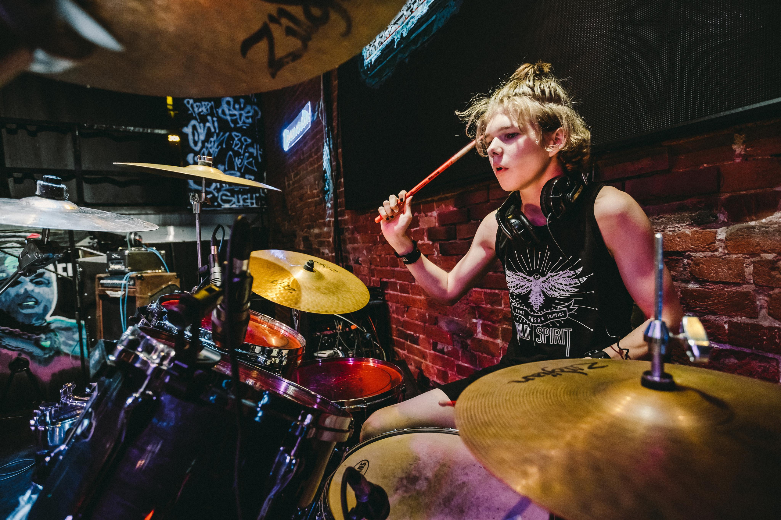 IZIHATE. Photographer Sonkina Tatiana (Tanya Ash)