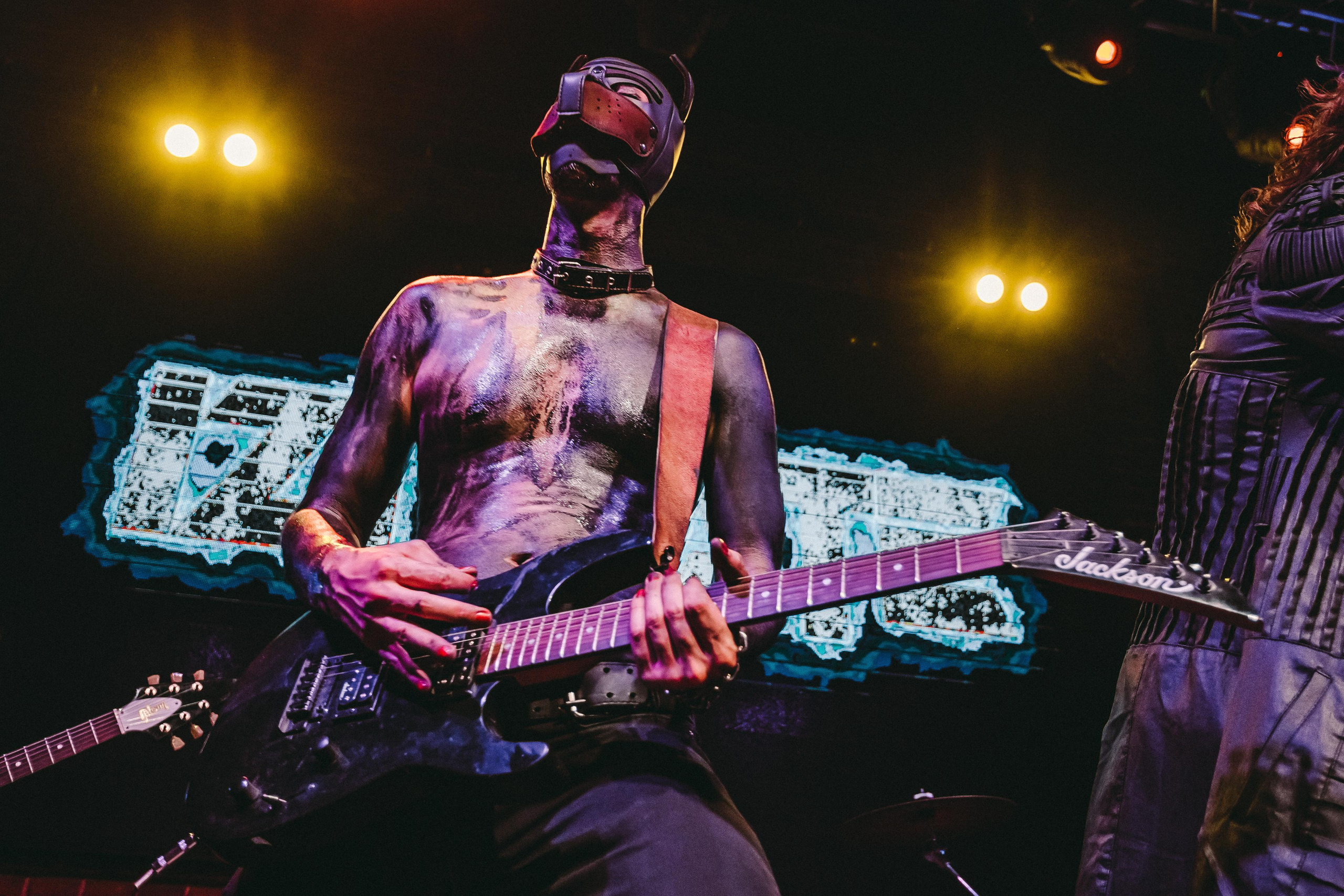 IZIHATE. Photographer Sonkina Tatiana (Tanya Ash)