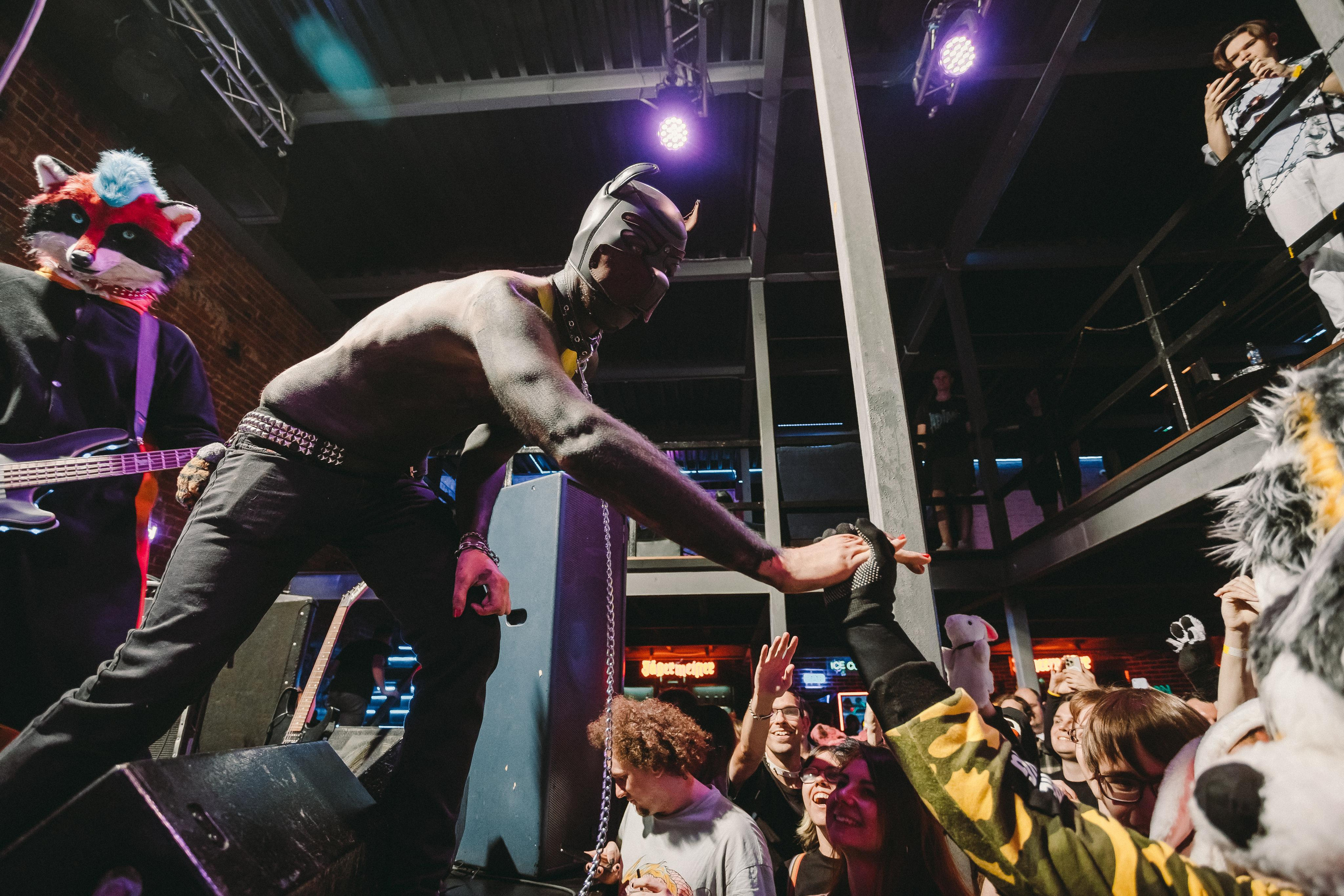 IZIHATE. Photographer Sonkina Tatiana (Tanya Ash)