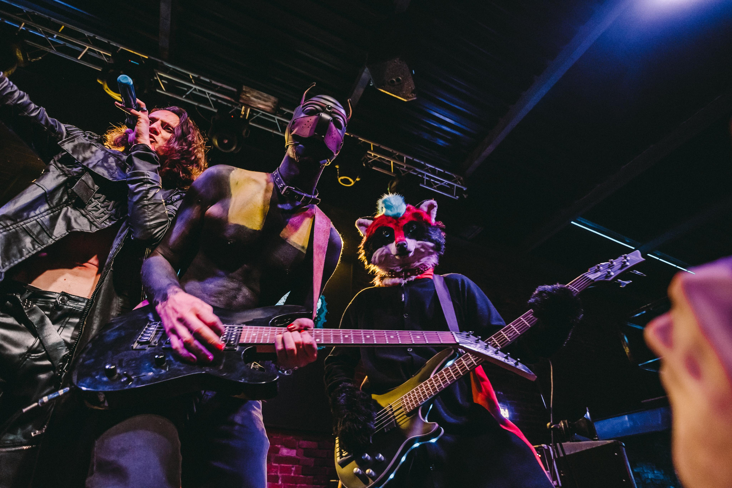 IZIHATE. Photographer Sonkina Tatiana (Tanya Ash)