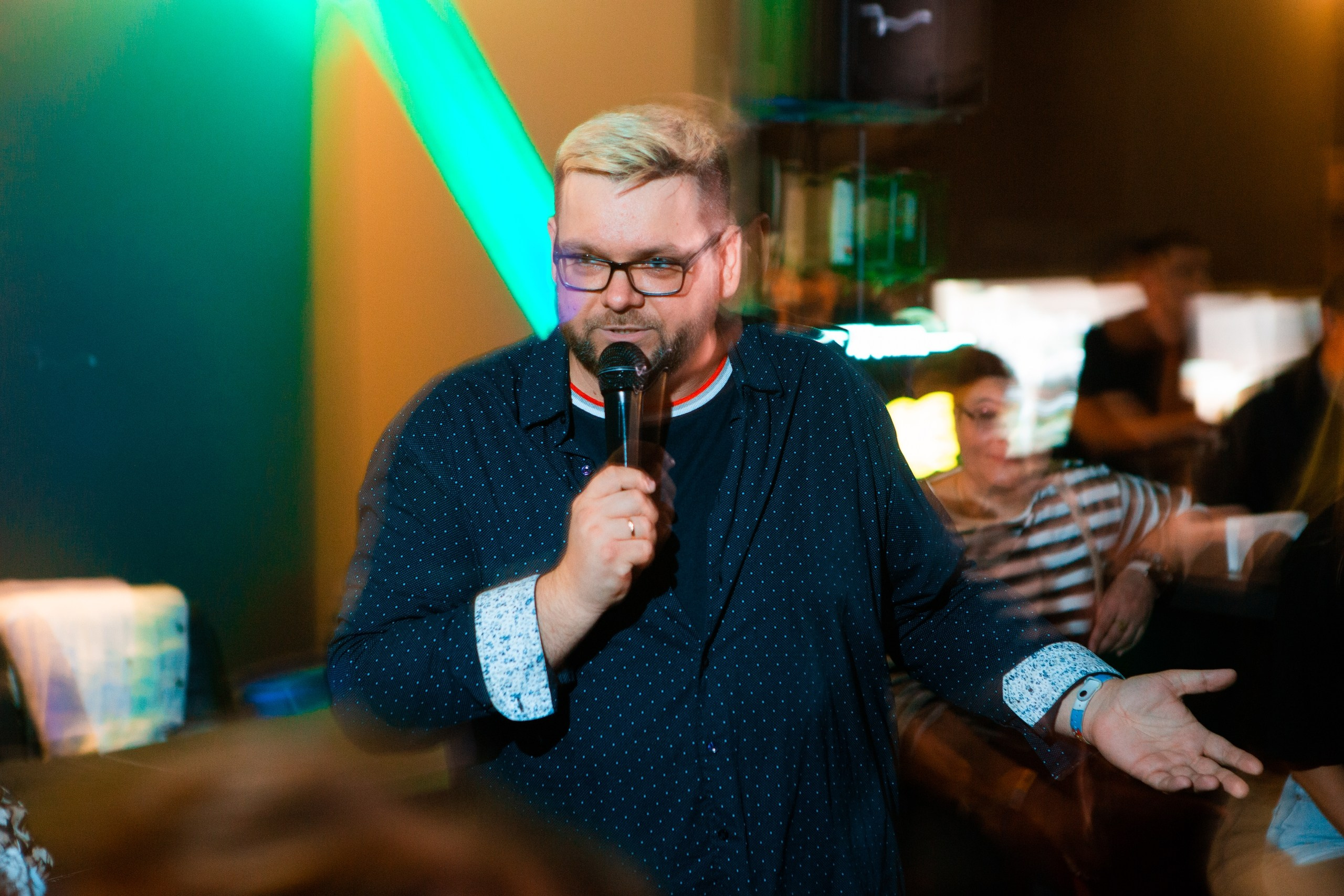 Лето, гуд бай! Клубная вечеринка | 25.08.23. Галерея Фантим