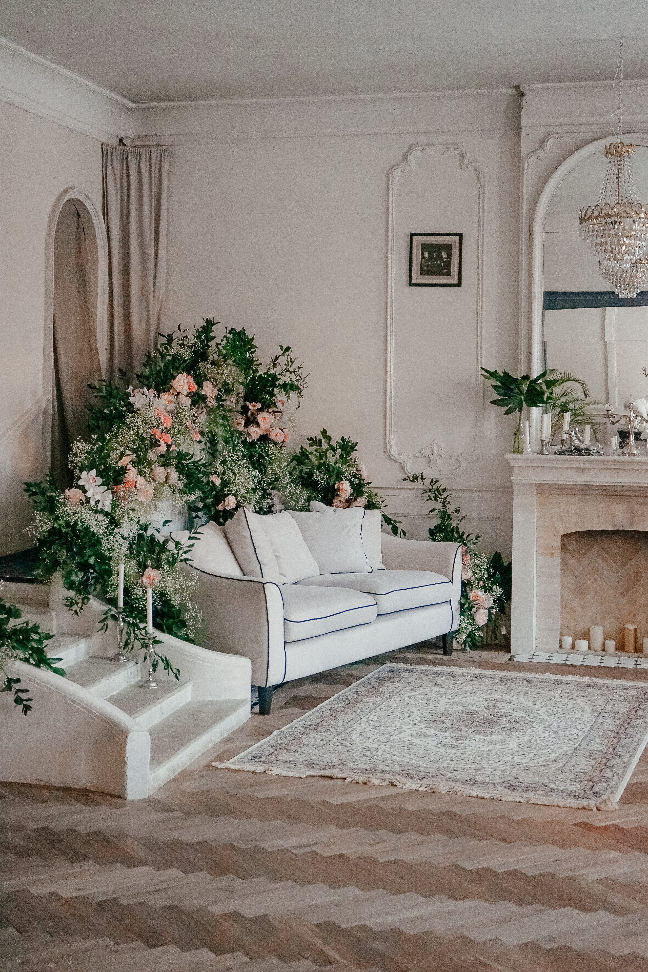 Fineart — Большой зал. Фотостудия Fineart — Новогодние фотосессии Тюмень