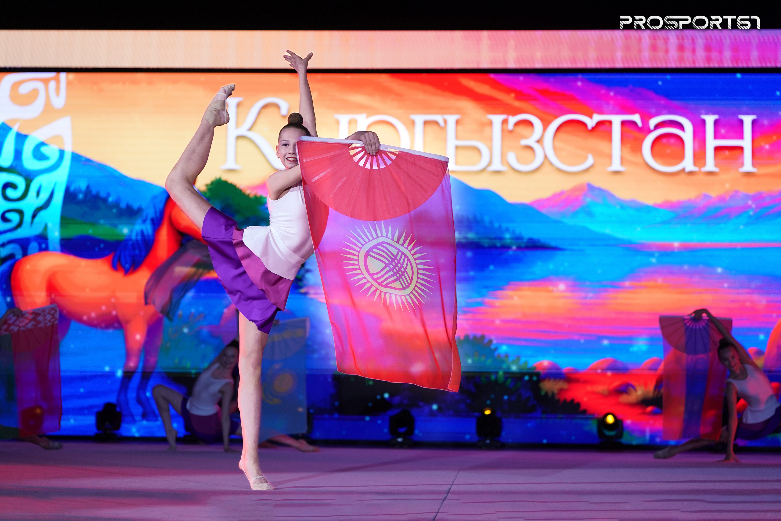 Закрытие. Хрустальная роза 2025 г.Минск. Спортивный фотограф Олег Медведев | prosport67 | Смоленск