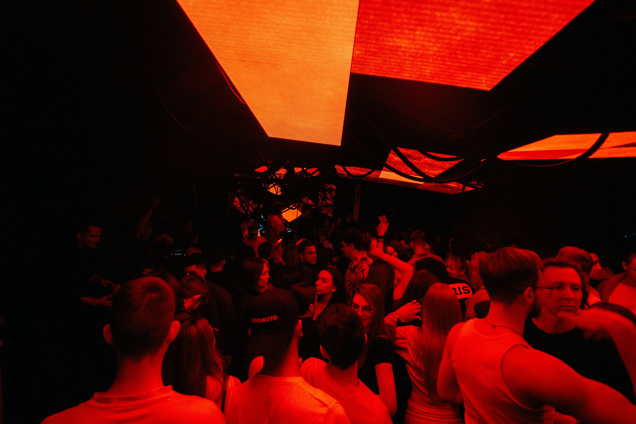 «Семья» х NIMAN / 2025. Саша Копылов, фотограф в Казани