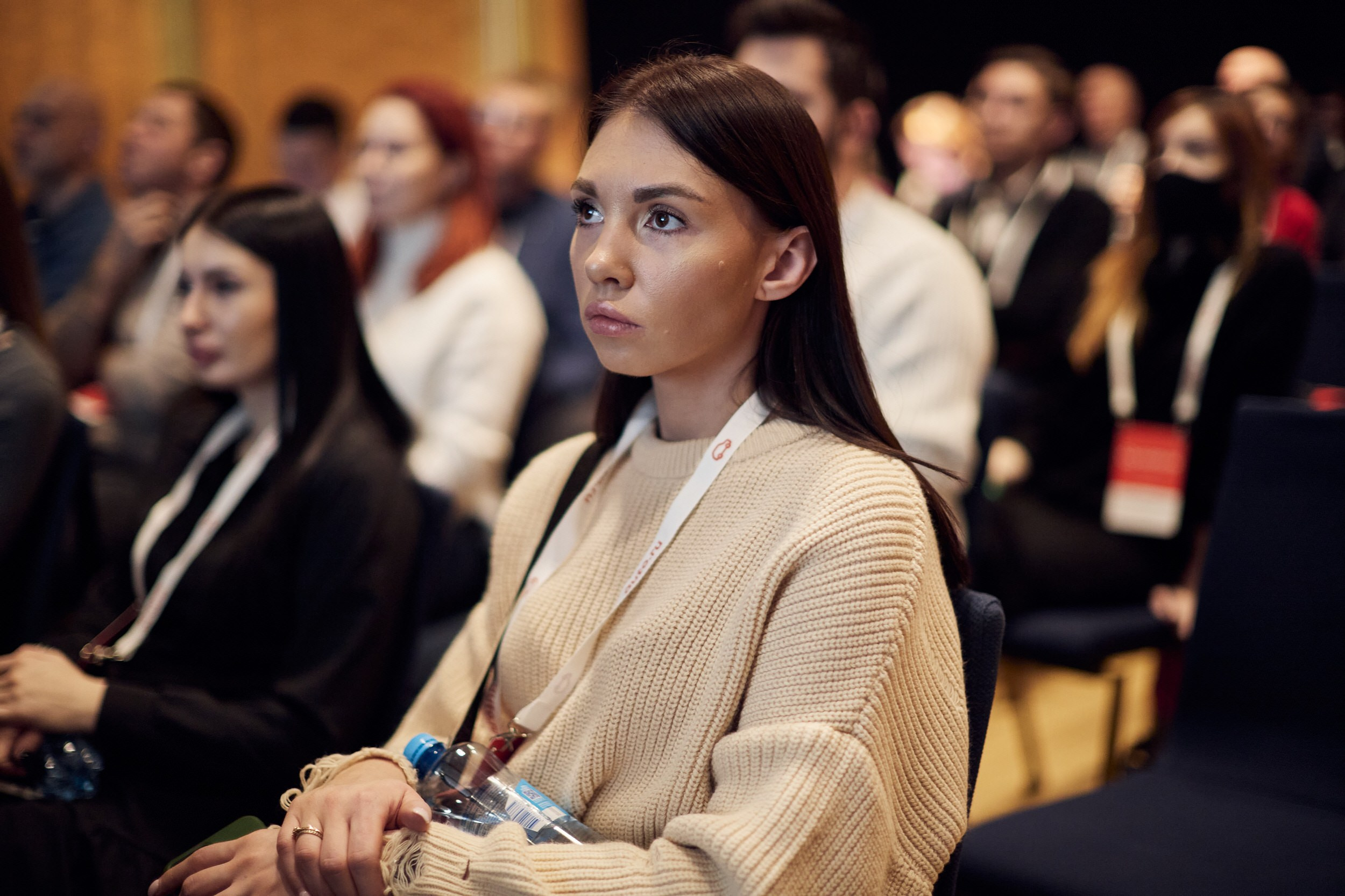 Фотограф на конференцию. Контент для бизнеса в Екатеринбурге Полдень Медиа