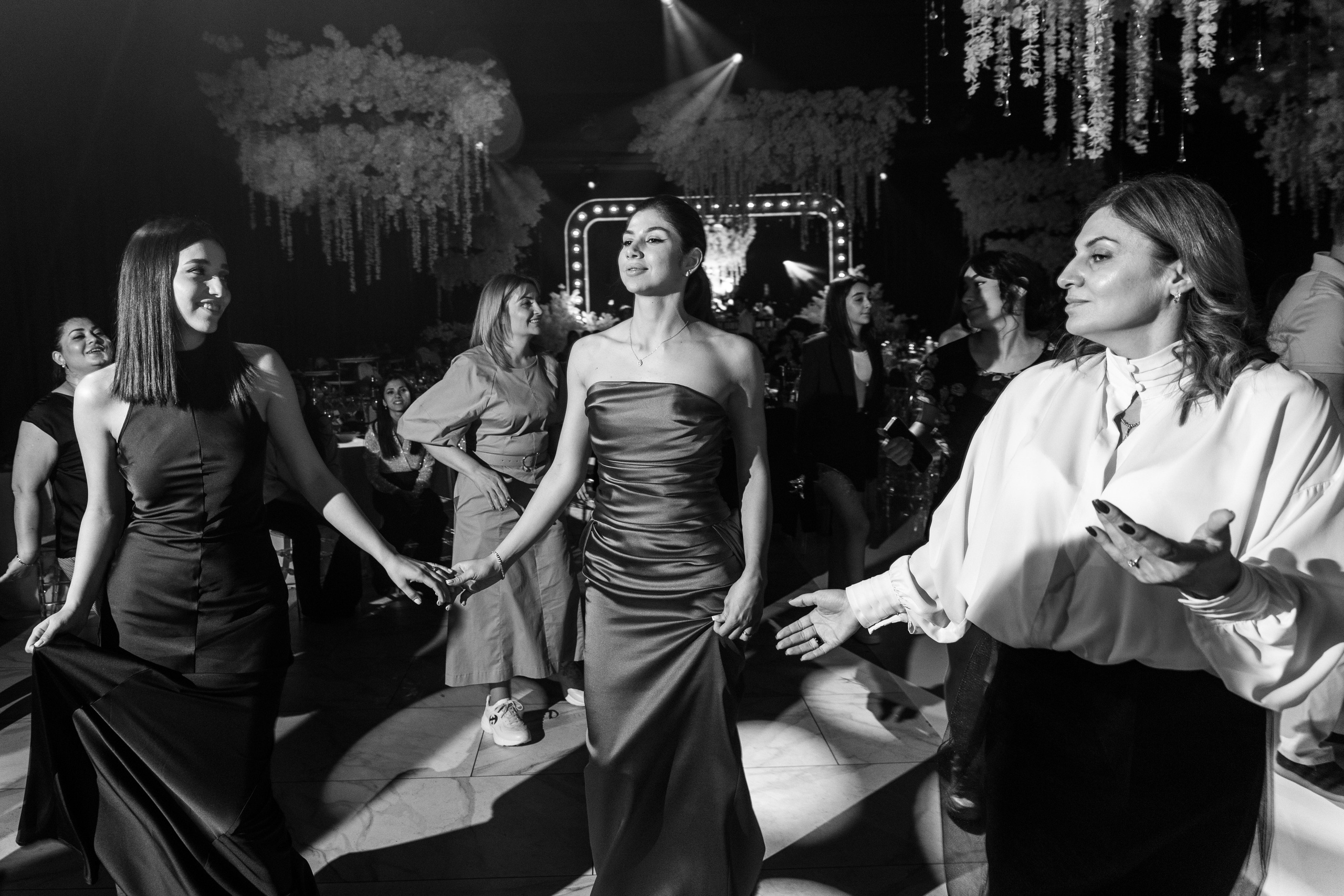 Второй день свадьбы Валерий и Виктория. Свадебный фотограф в Пятигорске и КМВ Софья Аджикеримова