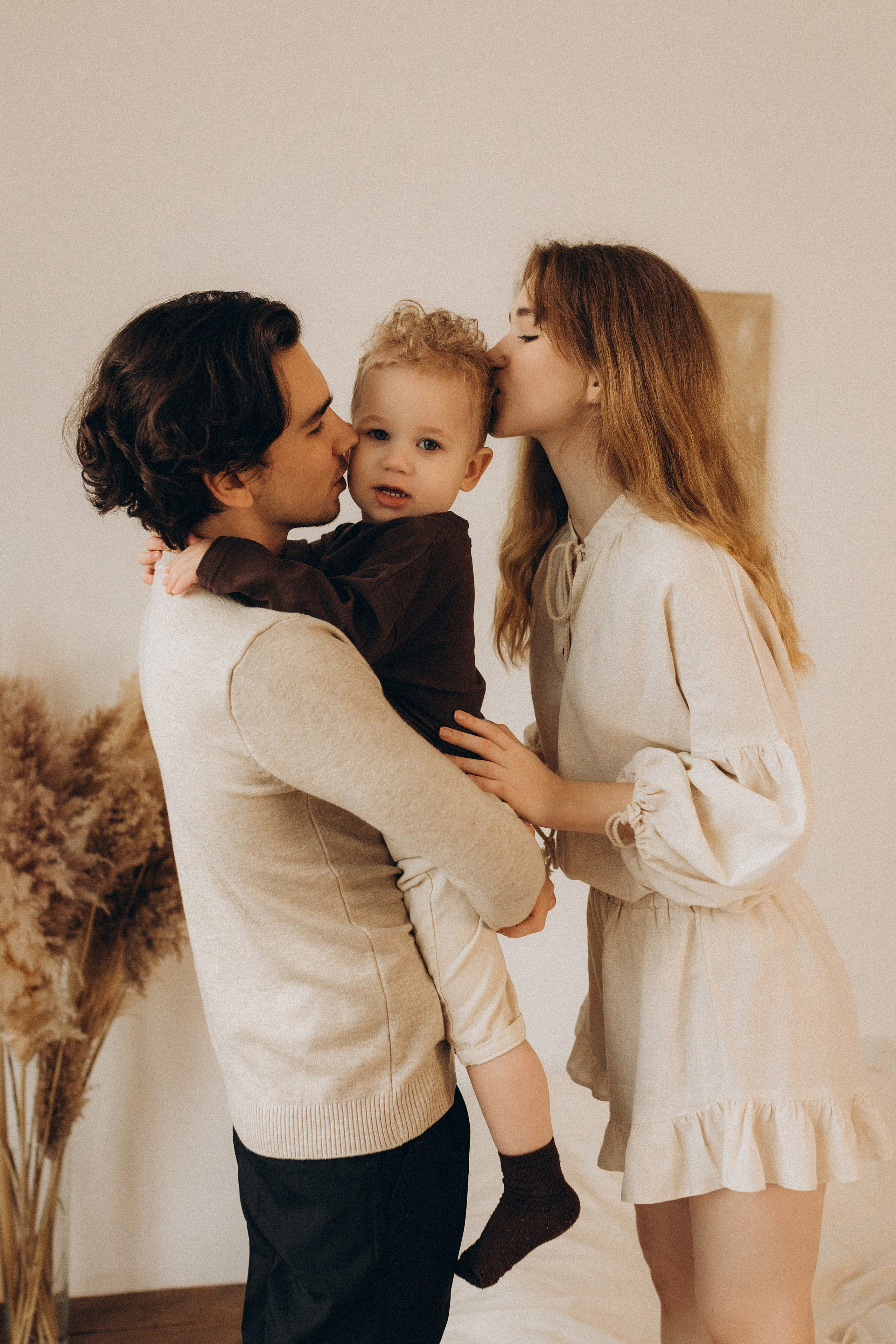 Эвелина, Евгений, Леран. Семейный и свадебный фотограф в Краснодарском крае и РА Юлия Голуб