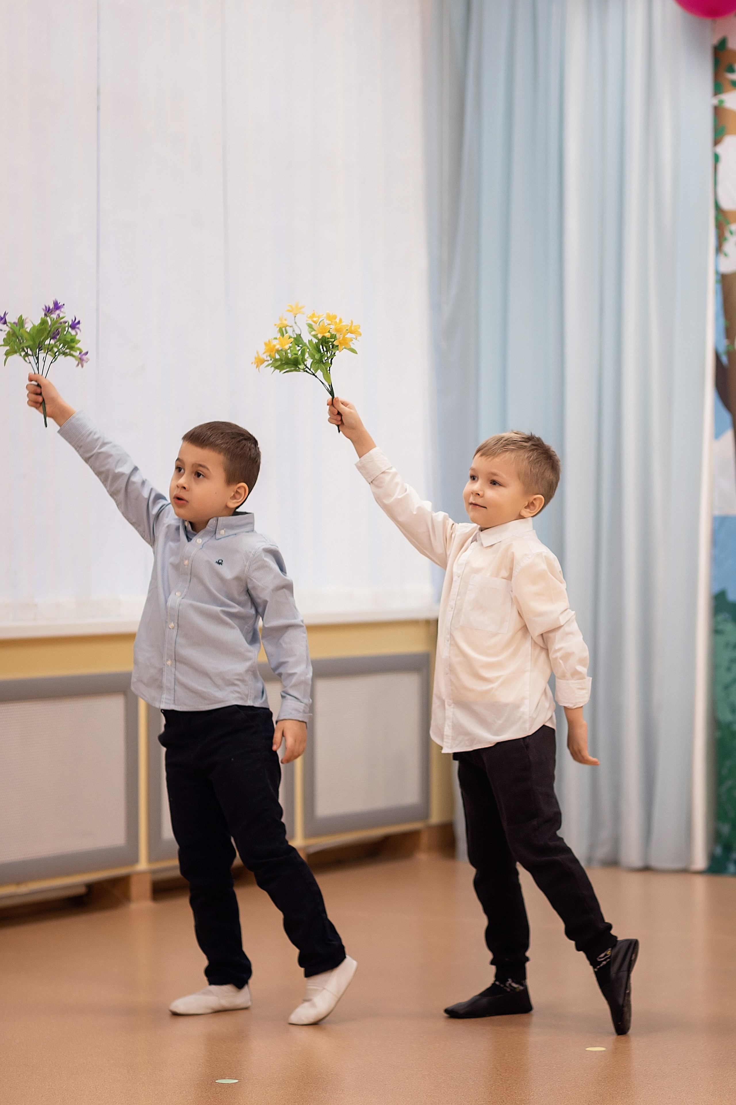 Весенний утренник_старшая группа_2025. Семейный фотограф в Санкт-Петербурге