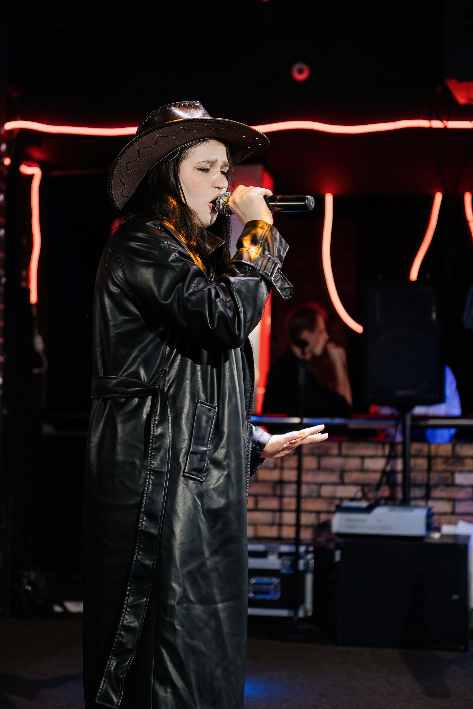 Караоке-проект «Голос большого города». Свадебный и репортажный фотограф Никита Сницарев в Барнауле