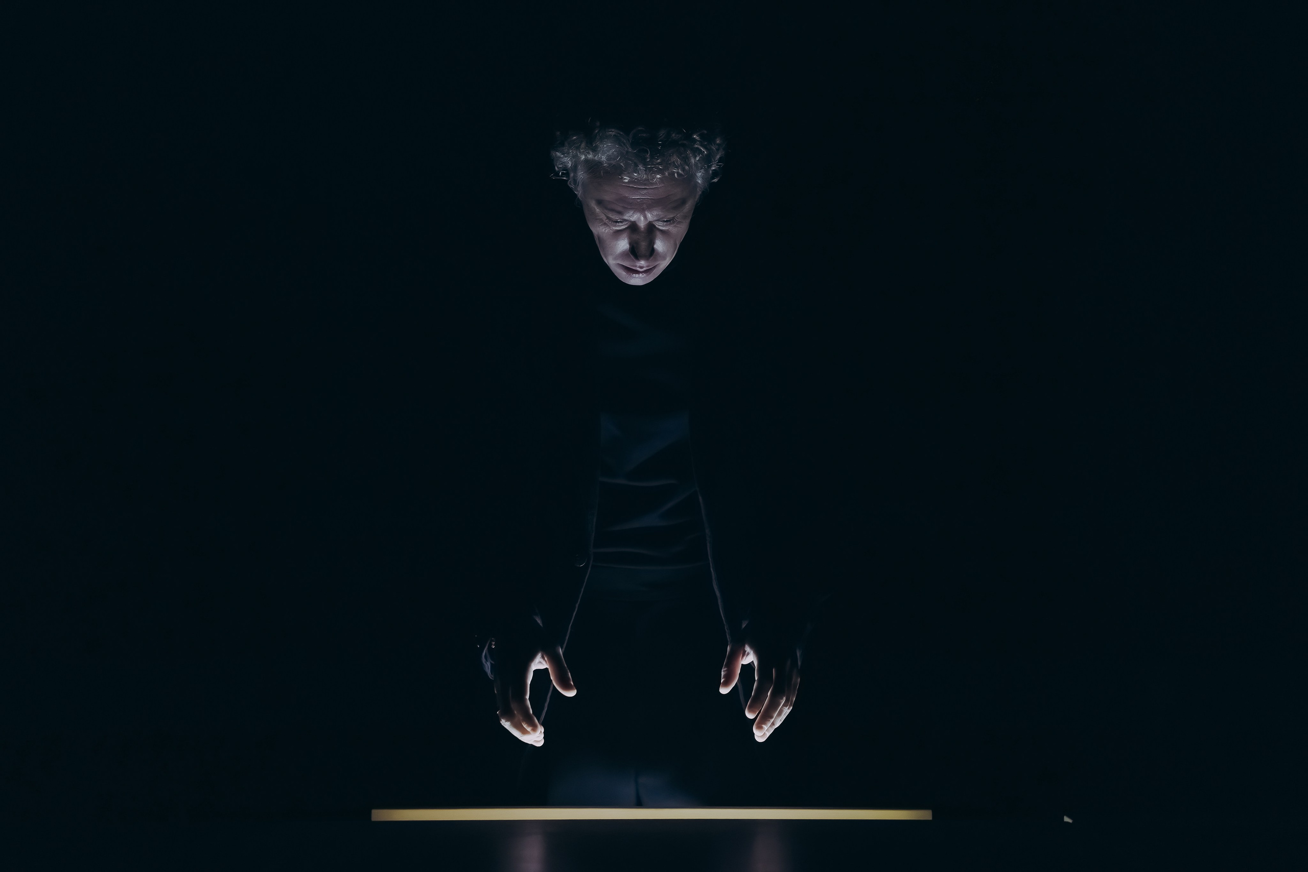 МХТ им. Чехова, «Флешбэк 2002». Фотограф и режиссер Московко Екатерина