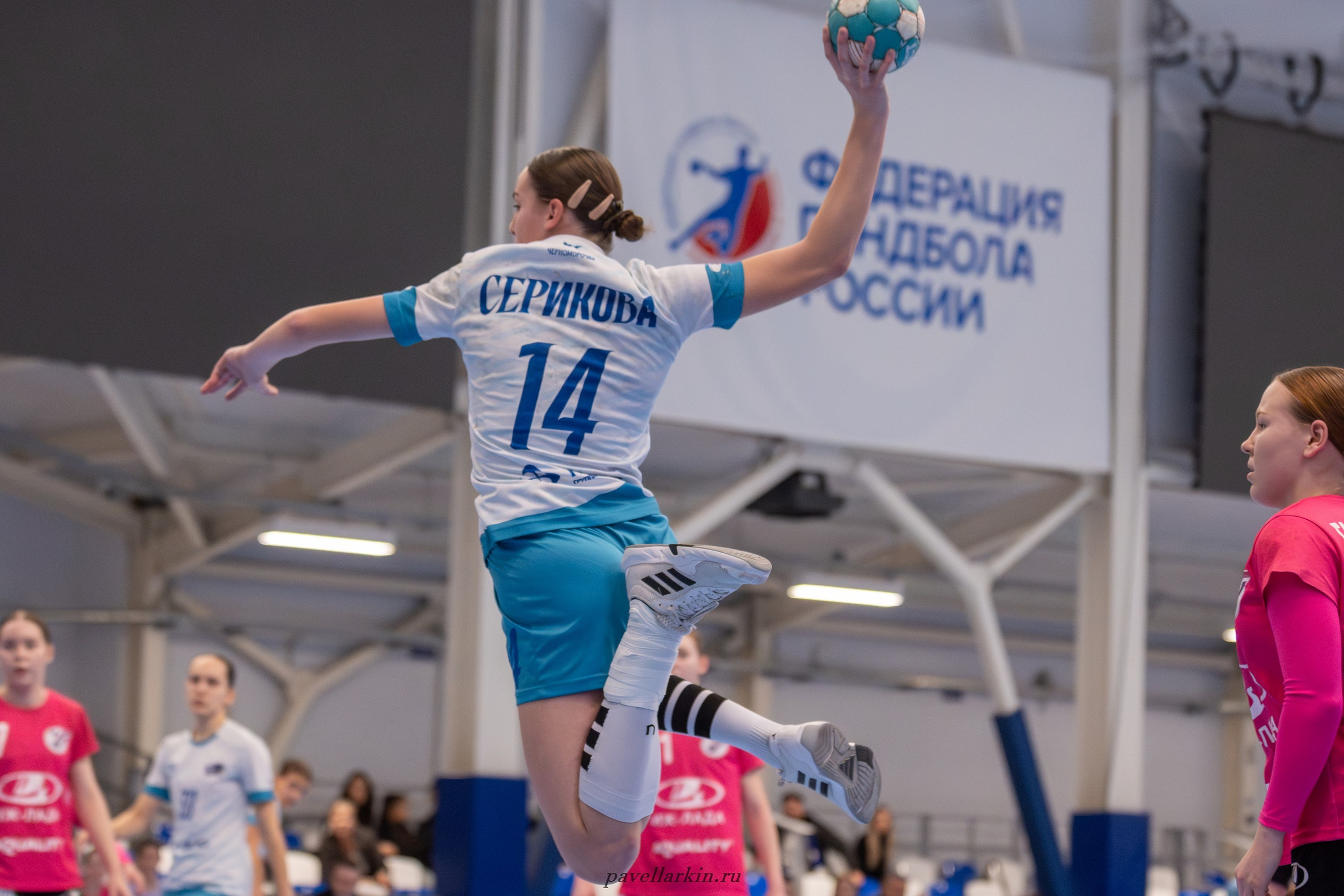 Гандбол. Черноморочка-2 — Университет-2. Спортивный фотограф, фотожурналист Павел Ларькин