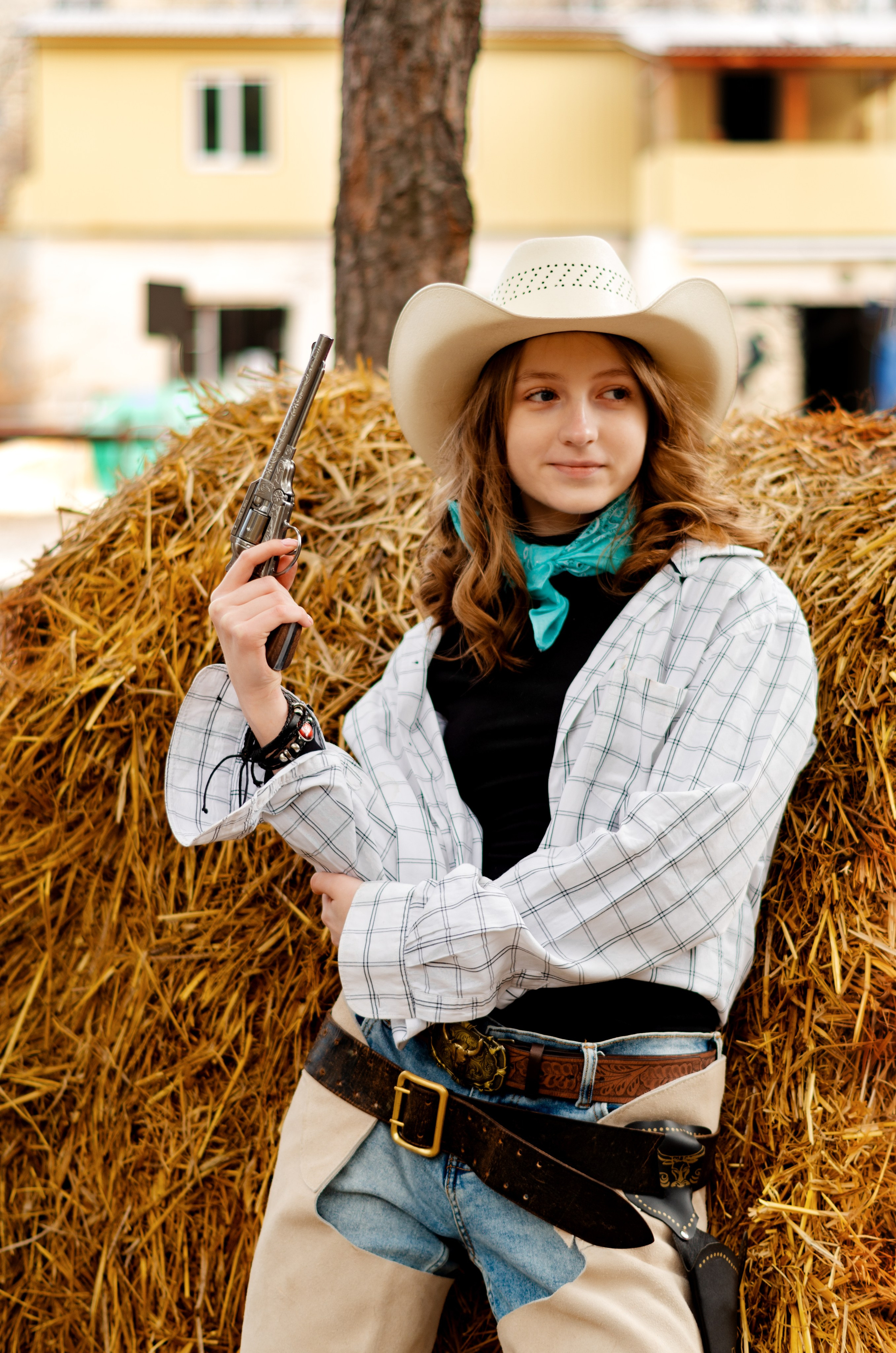 Ковбойская девчонка. Фотограф Марина Доглядная Челябинск фотосессии с лошадьми, мотоциклами