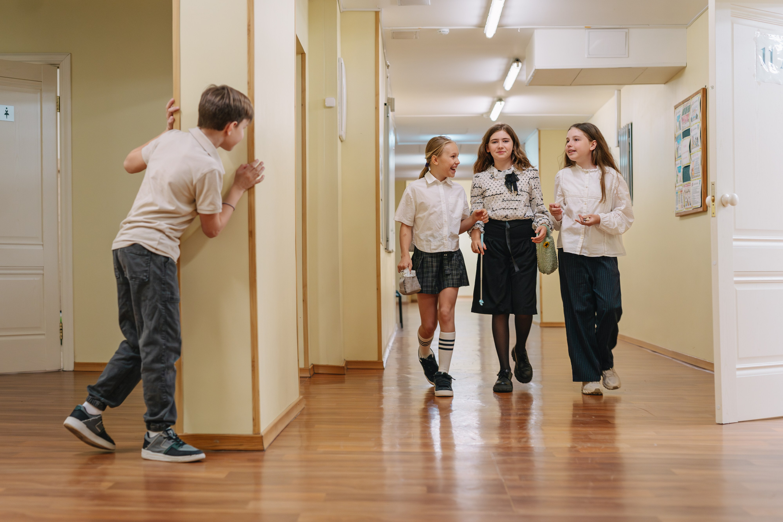 4 класс. Школьные альбомы и альбомы для детского сада. Юлия Осипова. Москва