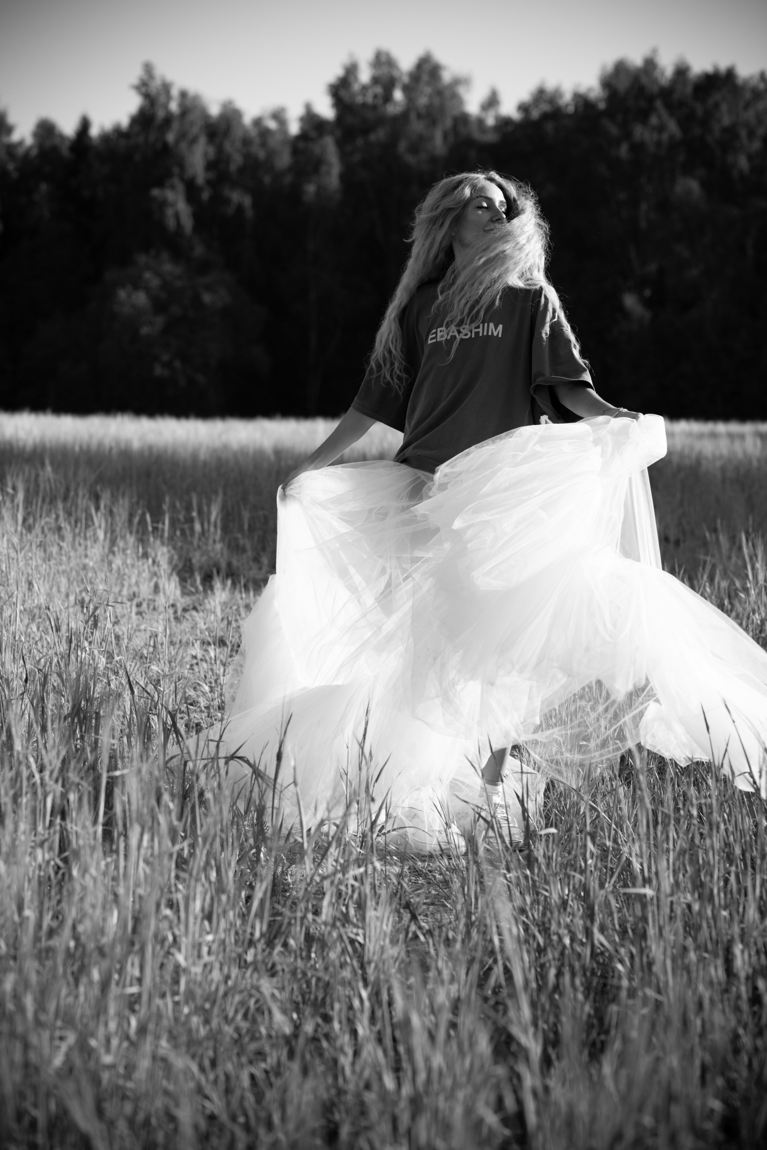 В поле. Фотограф Пушкино и Москва Анастасия Коган