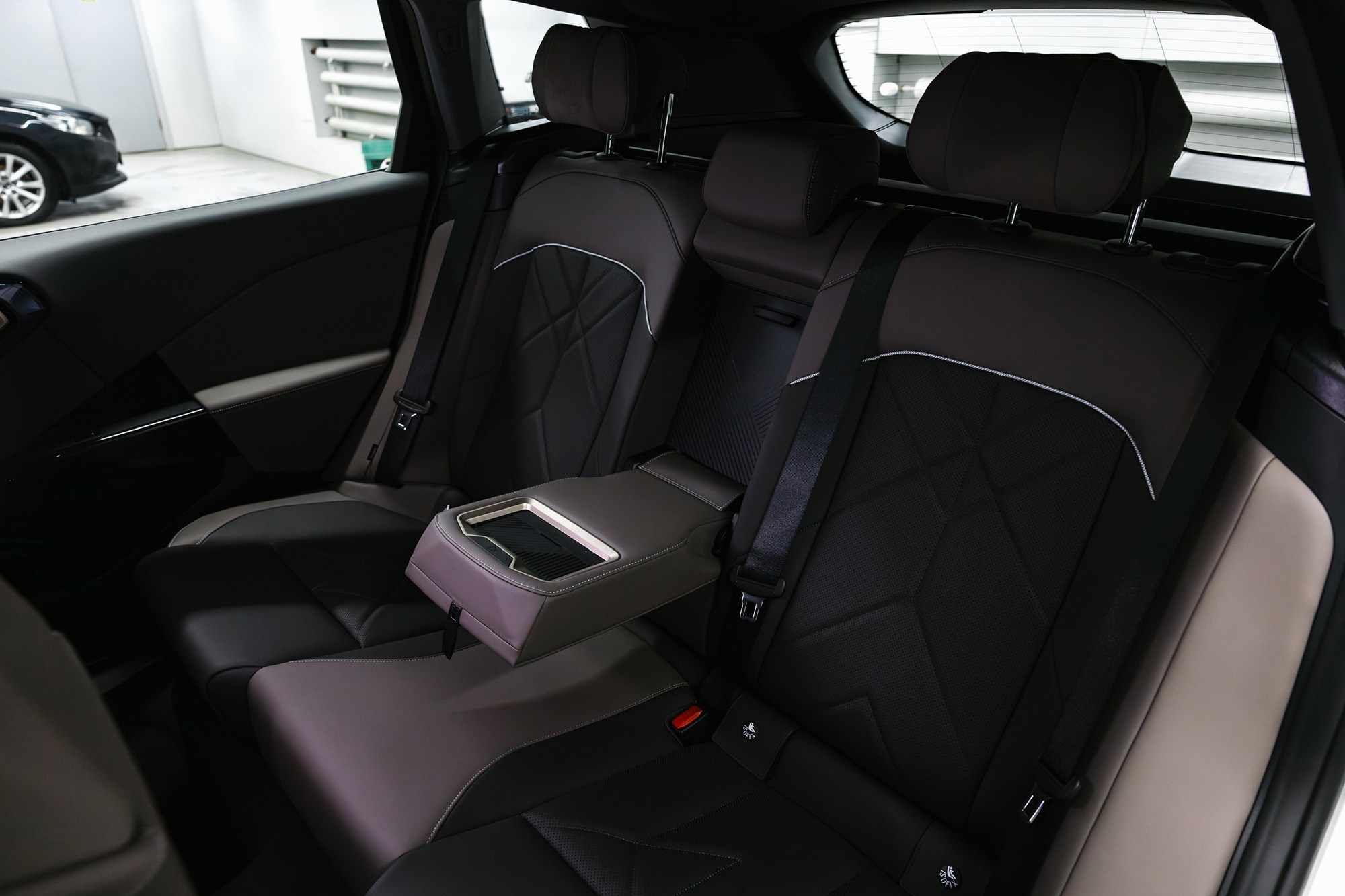 BMW X3 White G45. Новые автомобили