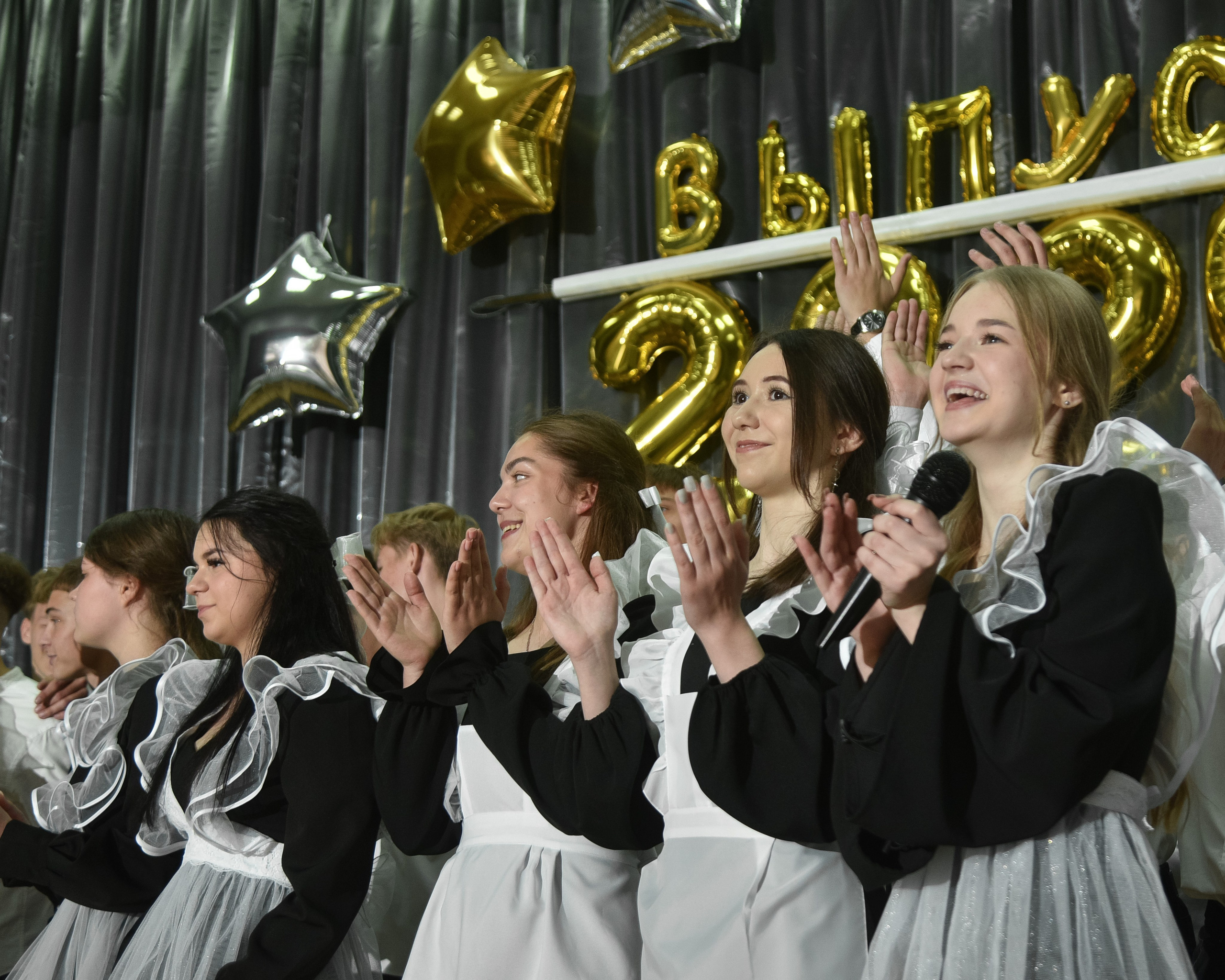 Последний звонок 🔔. Фотограф Олег Юршевич Солигорск Минск