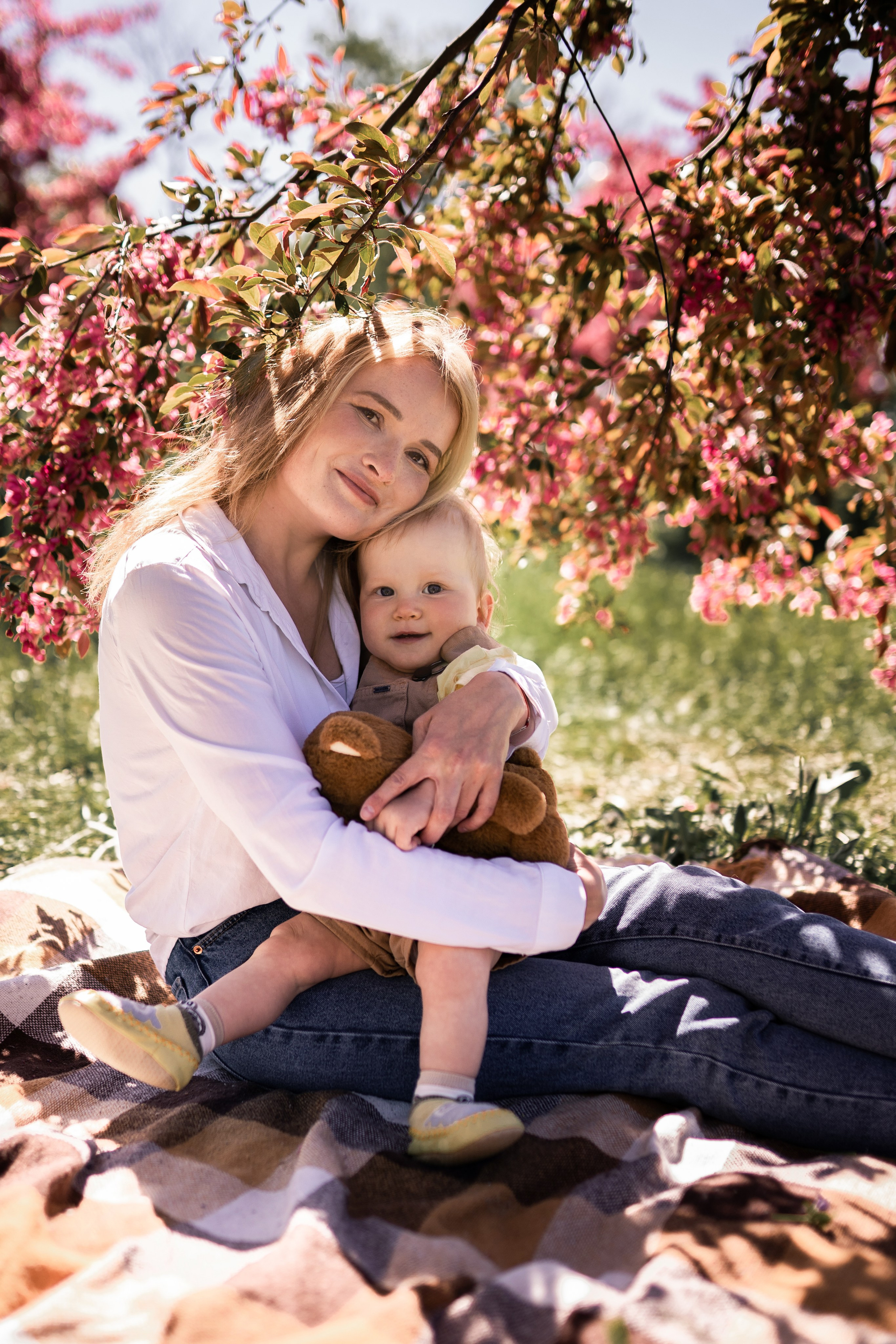 Прогулка в яблоневом саду. Семейный и детский фотограф в Санкт-Петербурге Дарина Герчиу