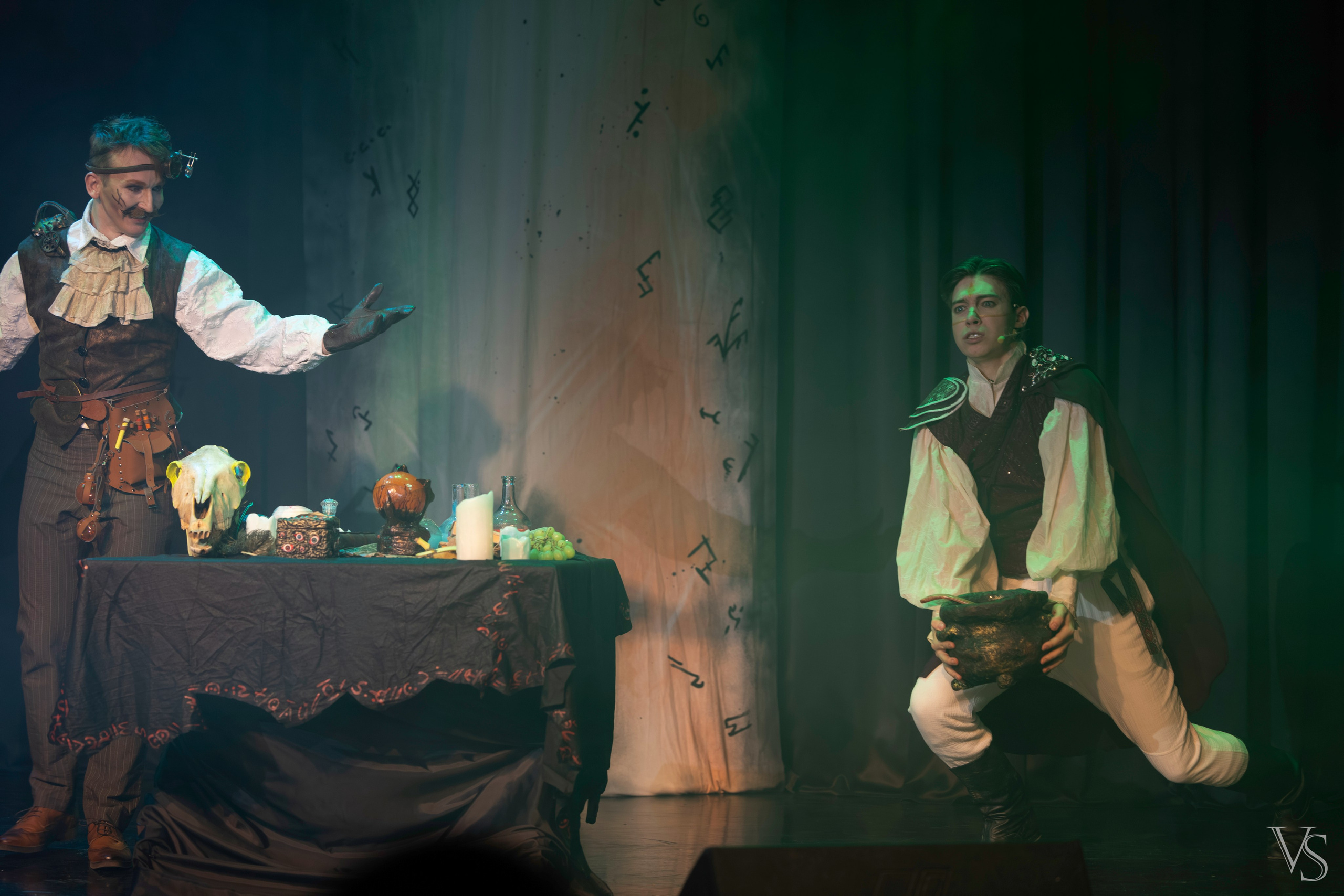 Книга стихий 25.01. Фотограф Виктор Степанов