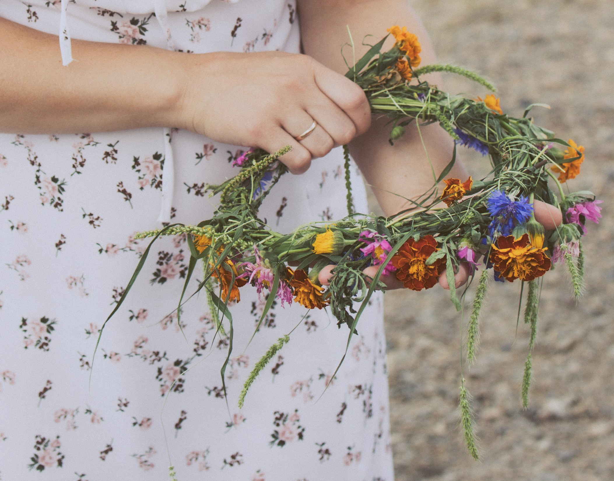 Анастасия, лето, озеро…. Фотограф Юлия Левандовская, п.Ясногорск