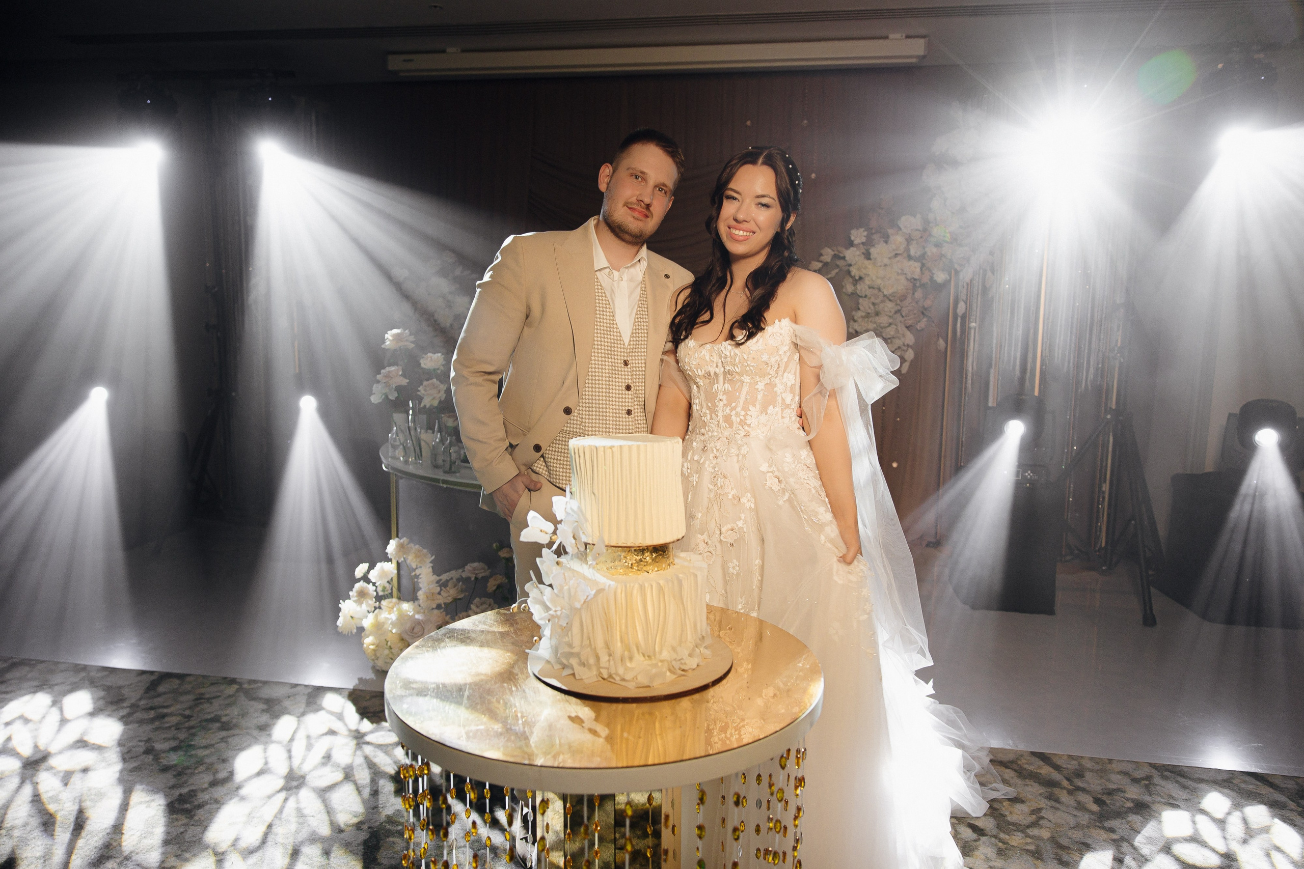 МАКСИМ И ЛИЗА, ЧЕЛСИТИ. Свадебный и индивидуальный фотограф в Челябинске Евгения Негодяева