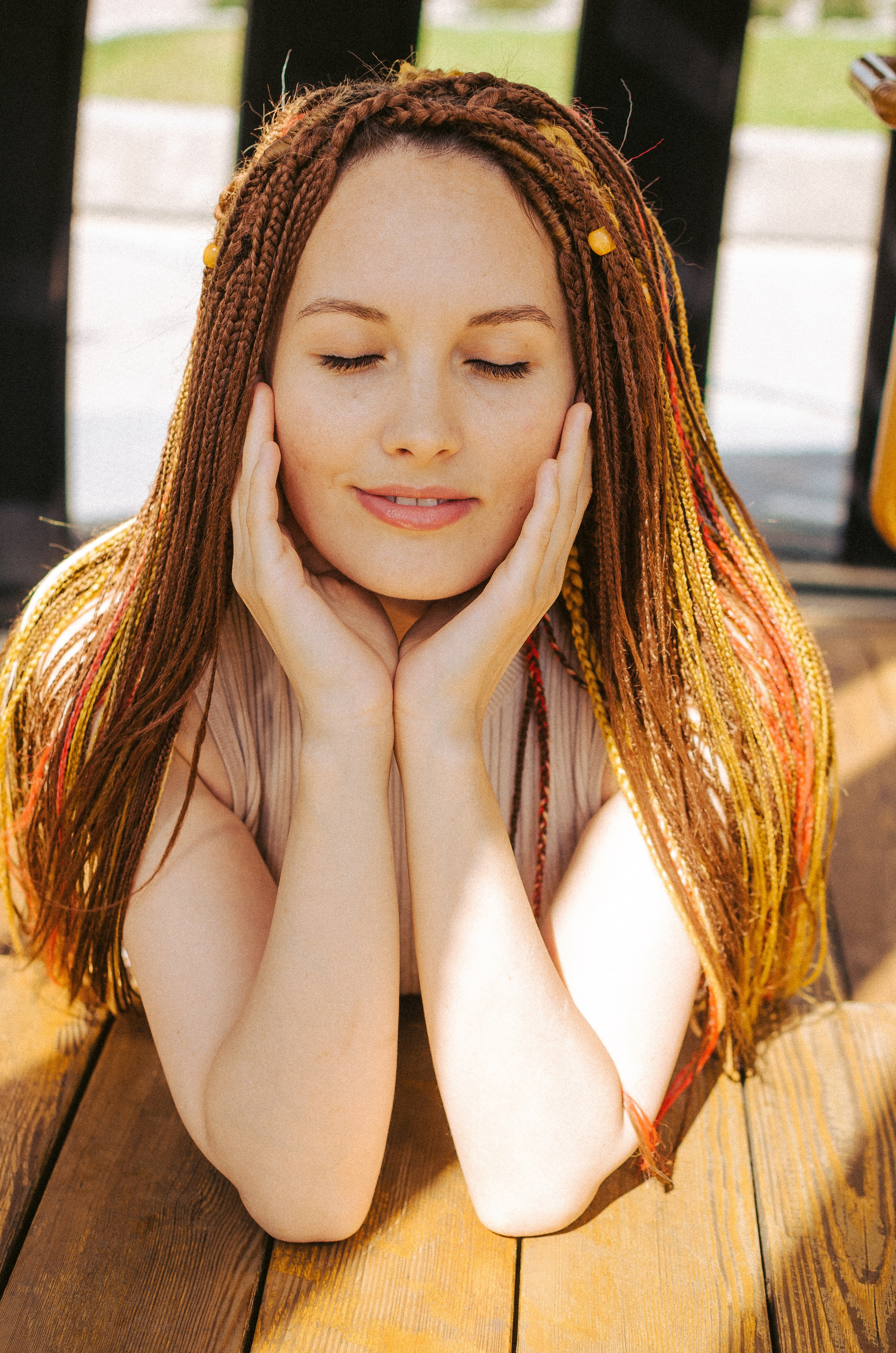 Оля. КВЭЛ — Кто Все Эти Люди