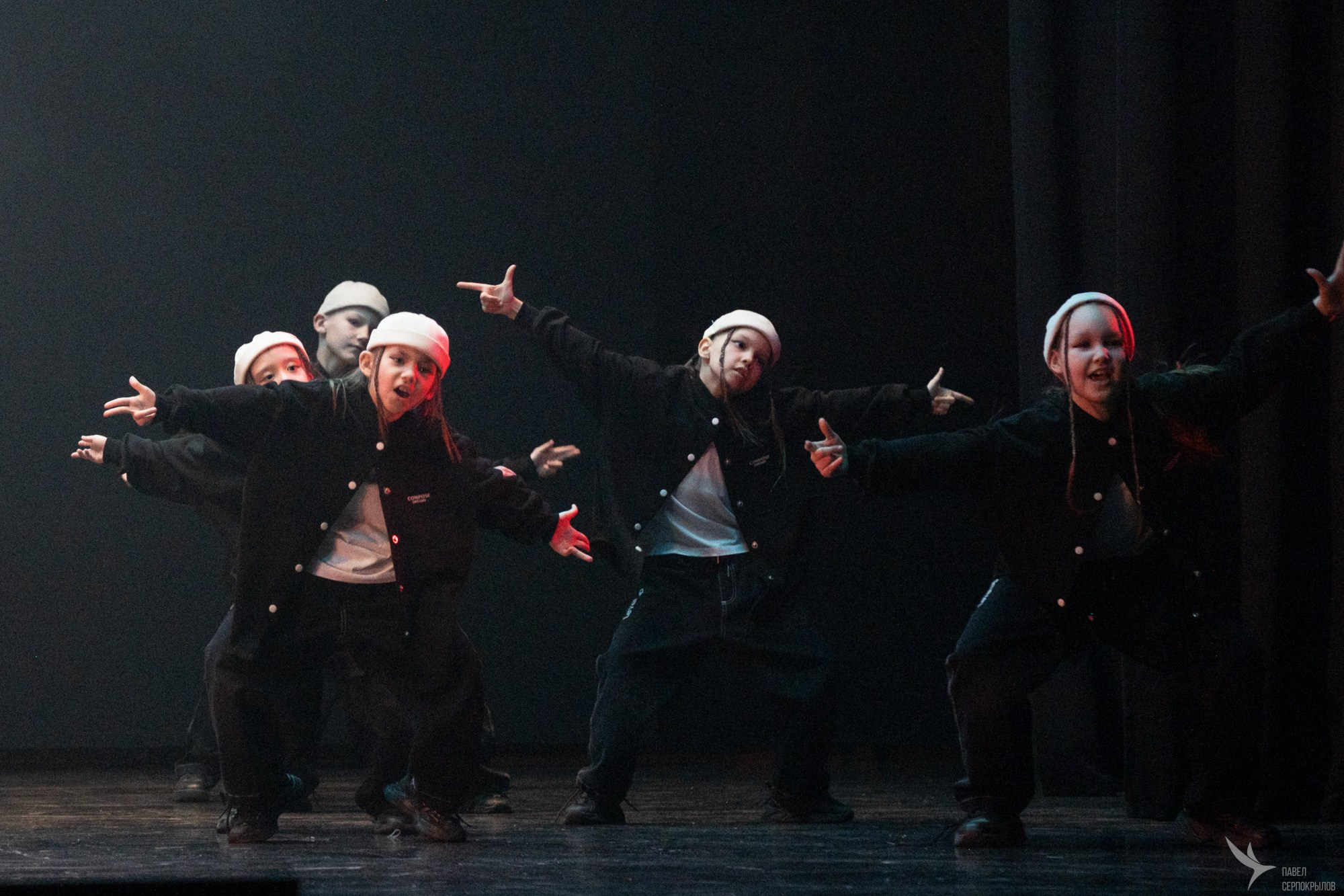 Отчетный концерт студии танца «ШАГ». Репортажный фотограф в Казани Павел Серпокрылов