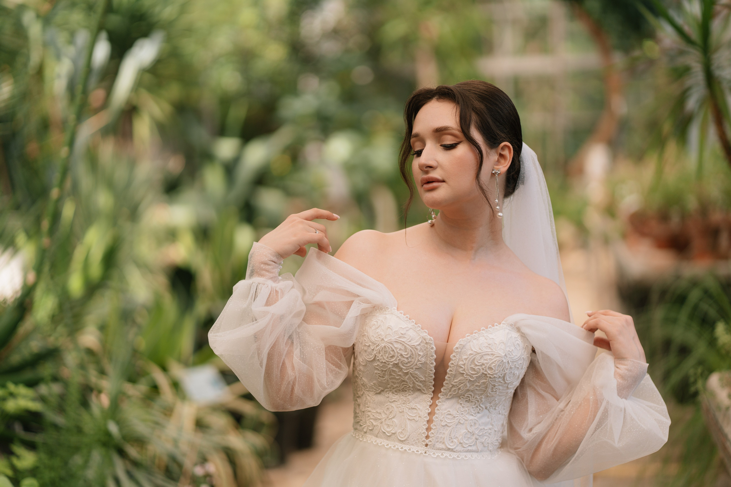 Свадебная фотосессия в оранжерее, Москва. Свадебный фотограф в Москве Анна Полушина