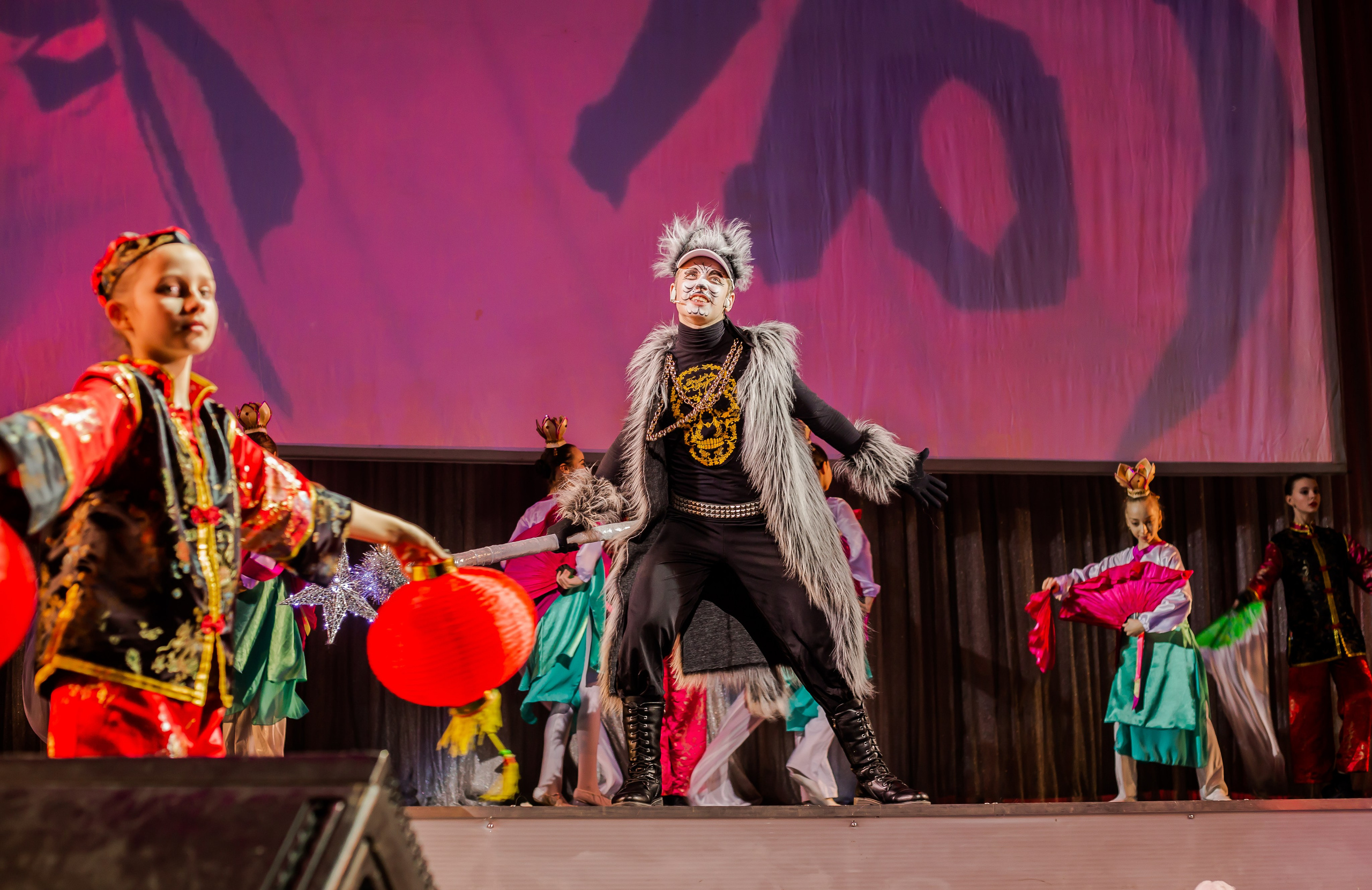 Репортаж — детская елка в БКЗ. Свадебный и семейный фотограф в Санкт-Петербурге Макеева Наталья