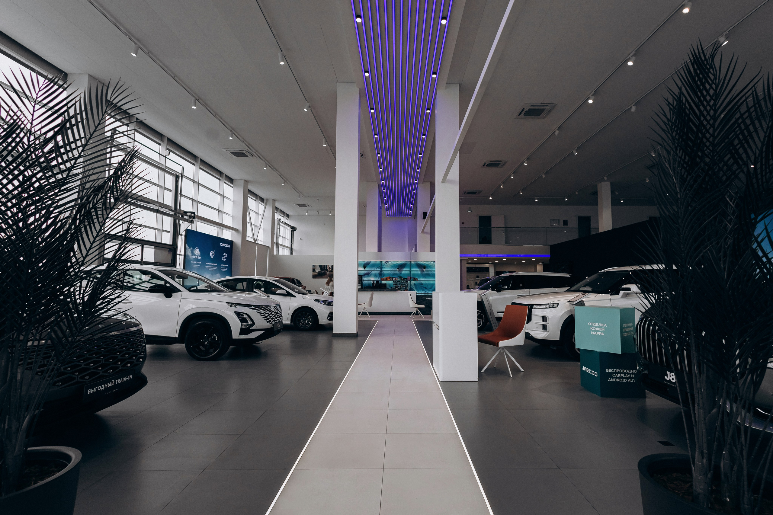 Автосалон OMODA \ Jaecoo \ Changan. Фотограф в Краснодаре Лагунов Владимир