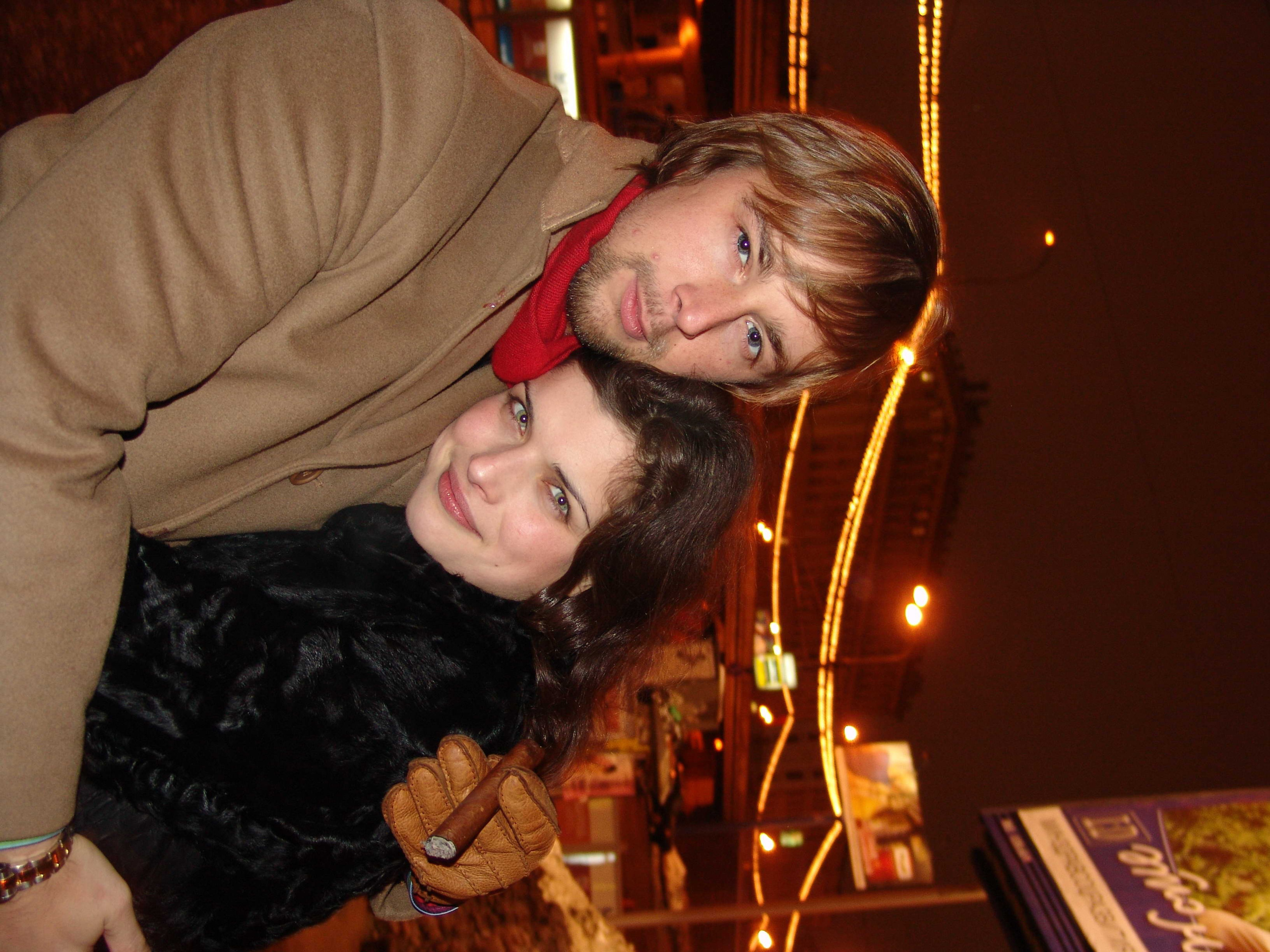 We are the world. Заставка