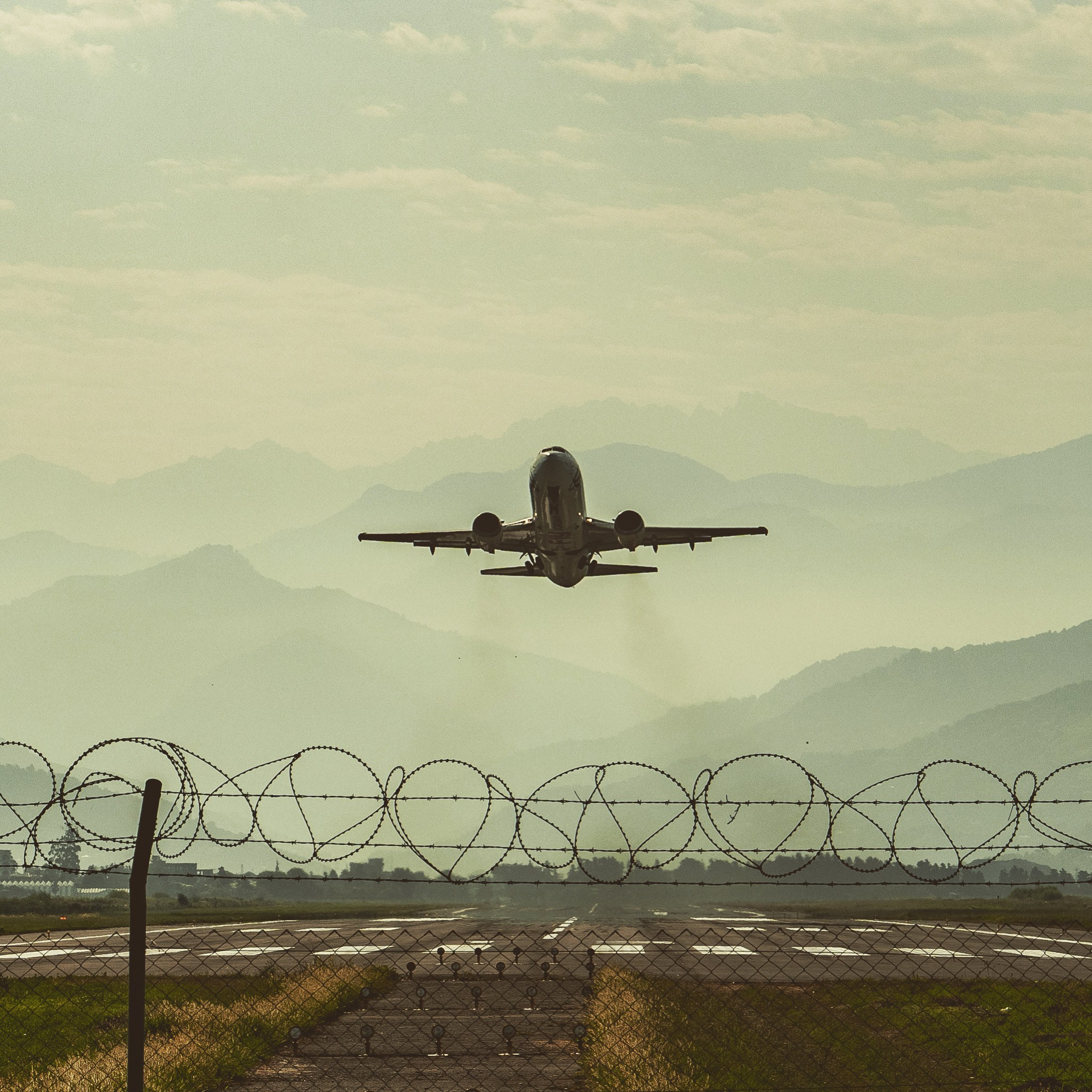 Если ты на Земле — звони