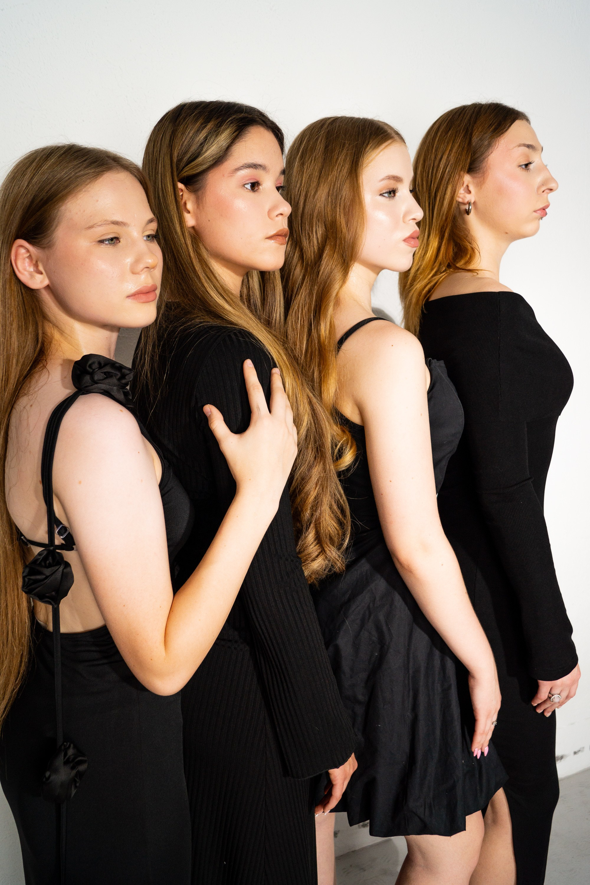 Студия (групповая съемка). Разноплановый фотограф в Москве