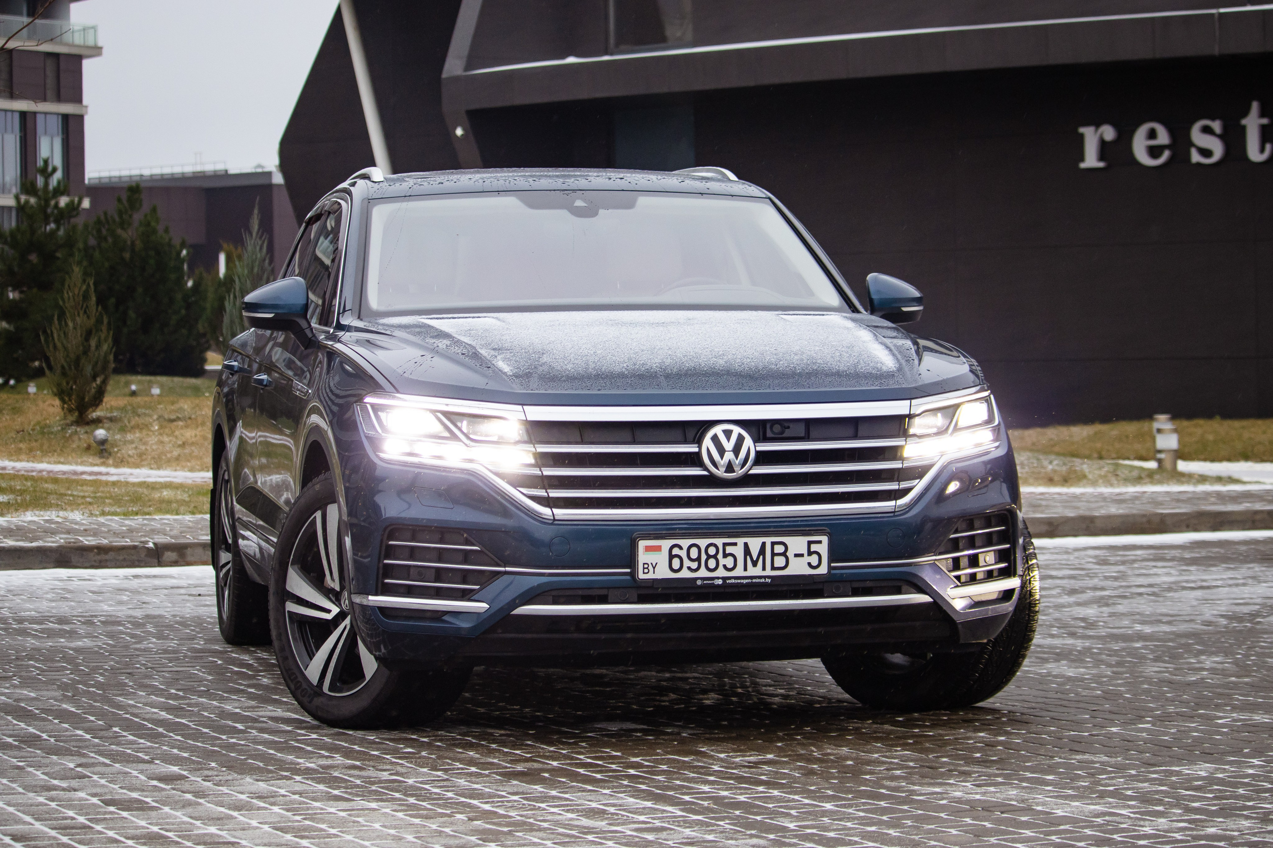 Volkswagen Touareg. Репортажный фотограф Минск ❘ Костецкий Илья ❘ Беларусь