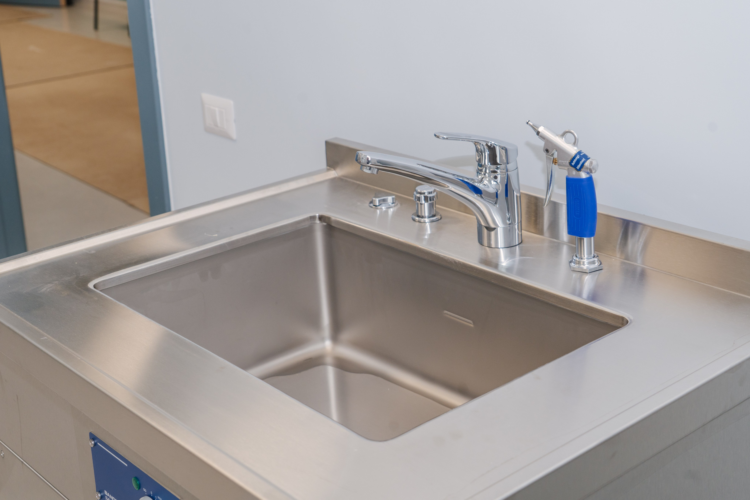 Национальный научный центр. Профессиональная съемка в Алматы