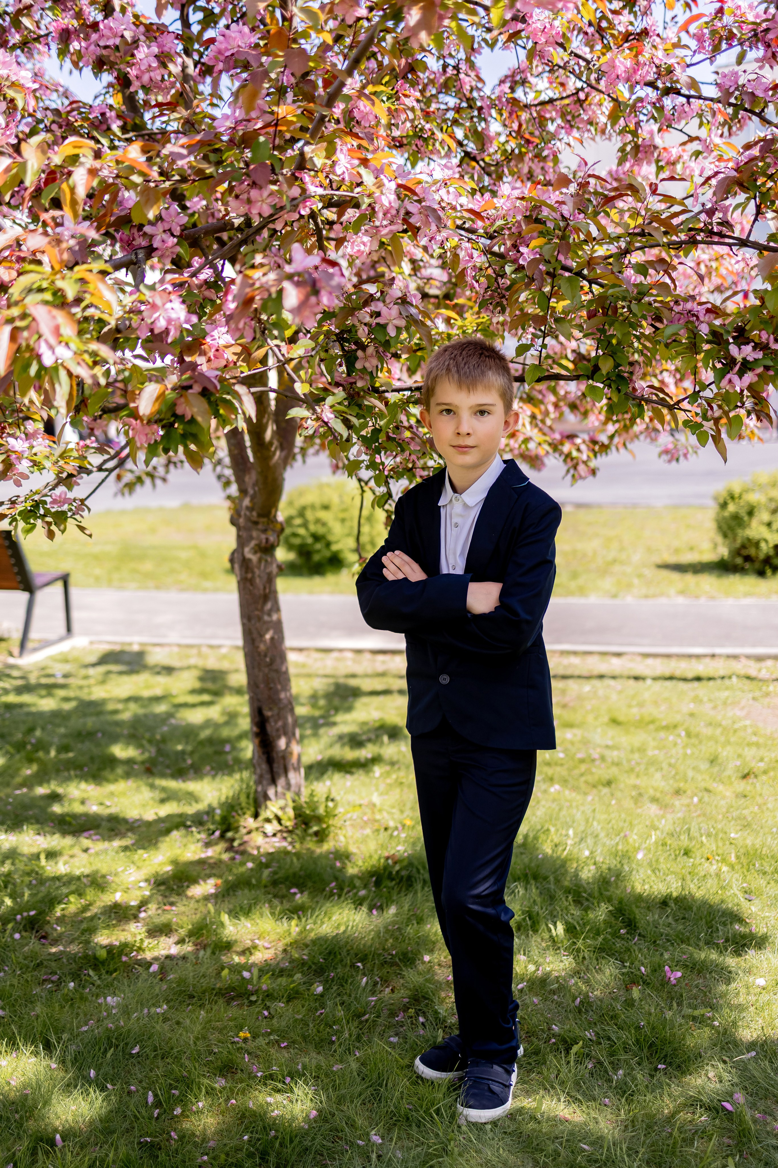 Выпускной в начальной школе на улице. Фотограф и видеограф Москва. Свадебный фотограф, видеограф. Выпускные альбомы. Оживающие альбомы
