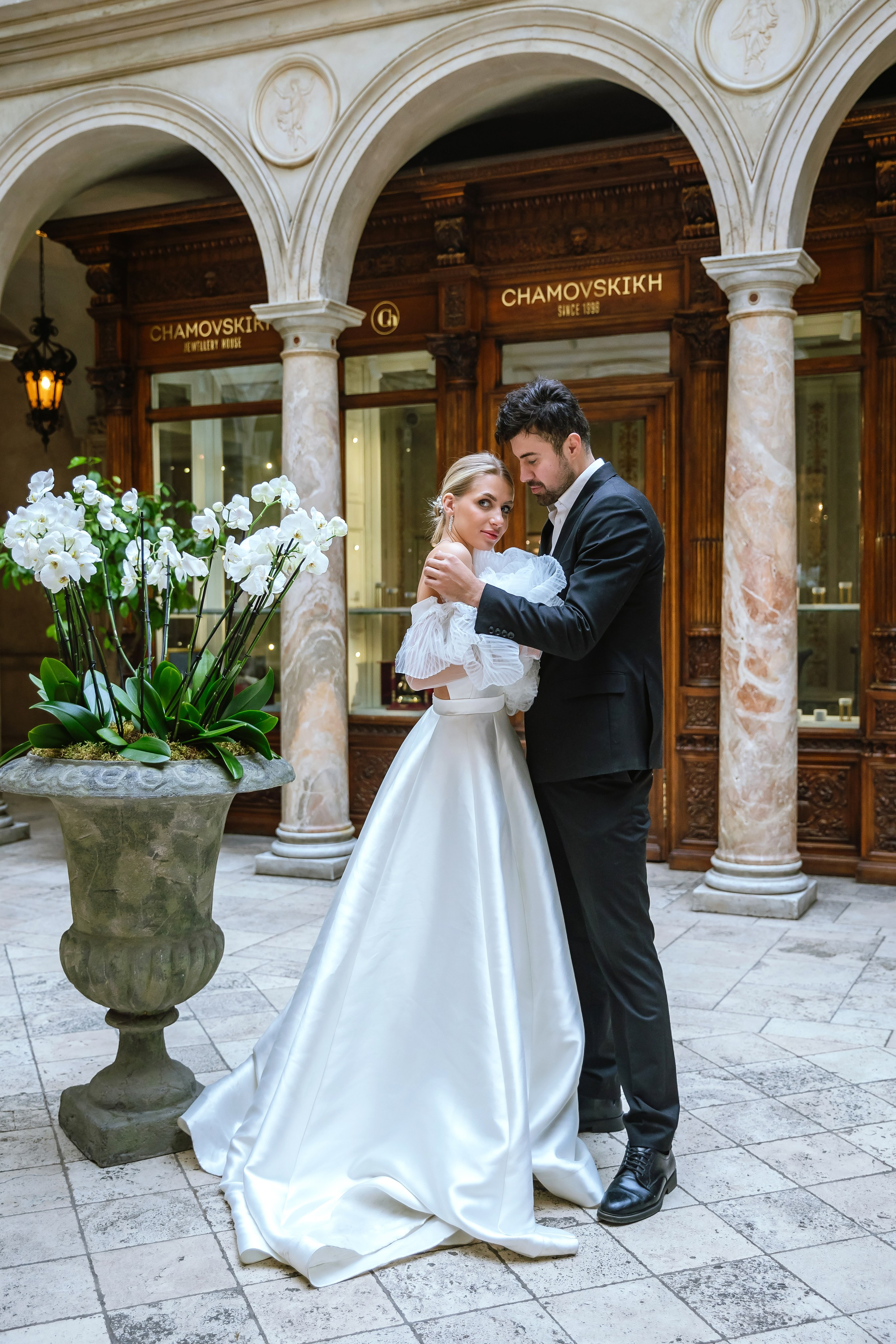 Свадьба в ресторане Турандот. Фотограф и видеограф Москва. Свадебный фотограф, видеограф. Выпускные альбомы. Оживающие альбомы