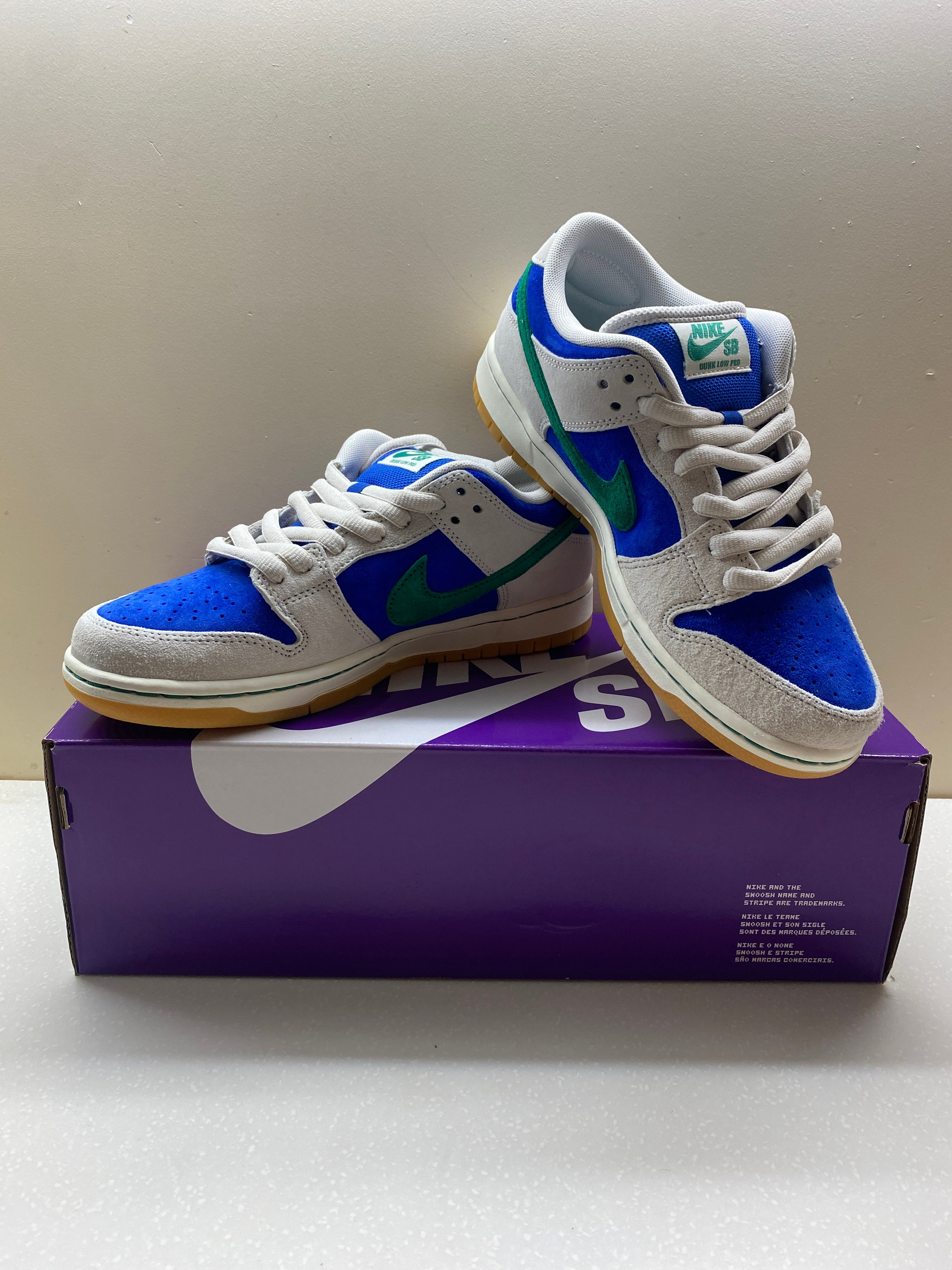 Спортивная обувь. Ваш байер во Франции