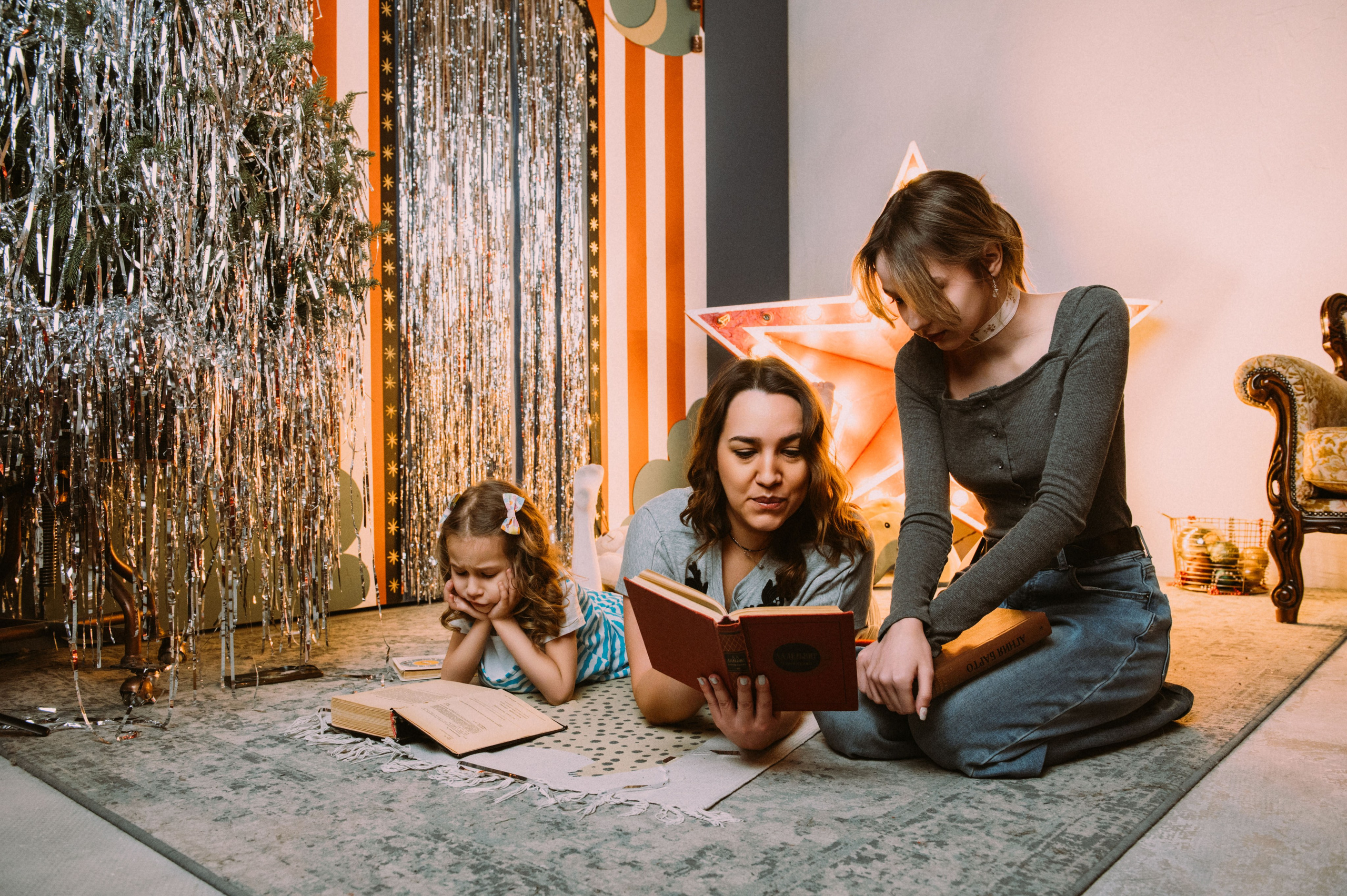 Большая семья собралась вместе на Новый год. Фотограф в Сургуте Светлана Гибадуллина