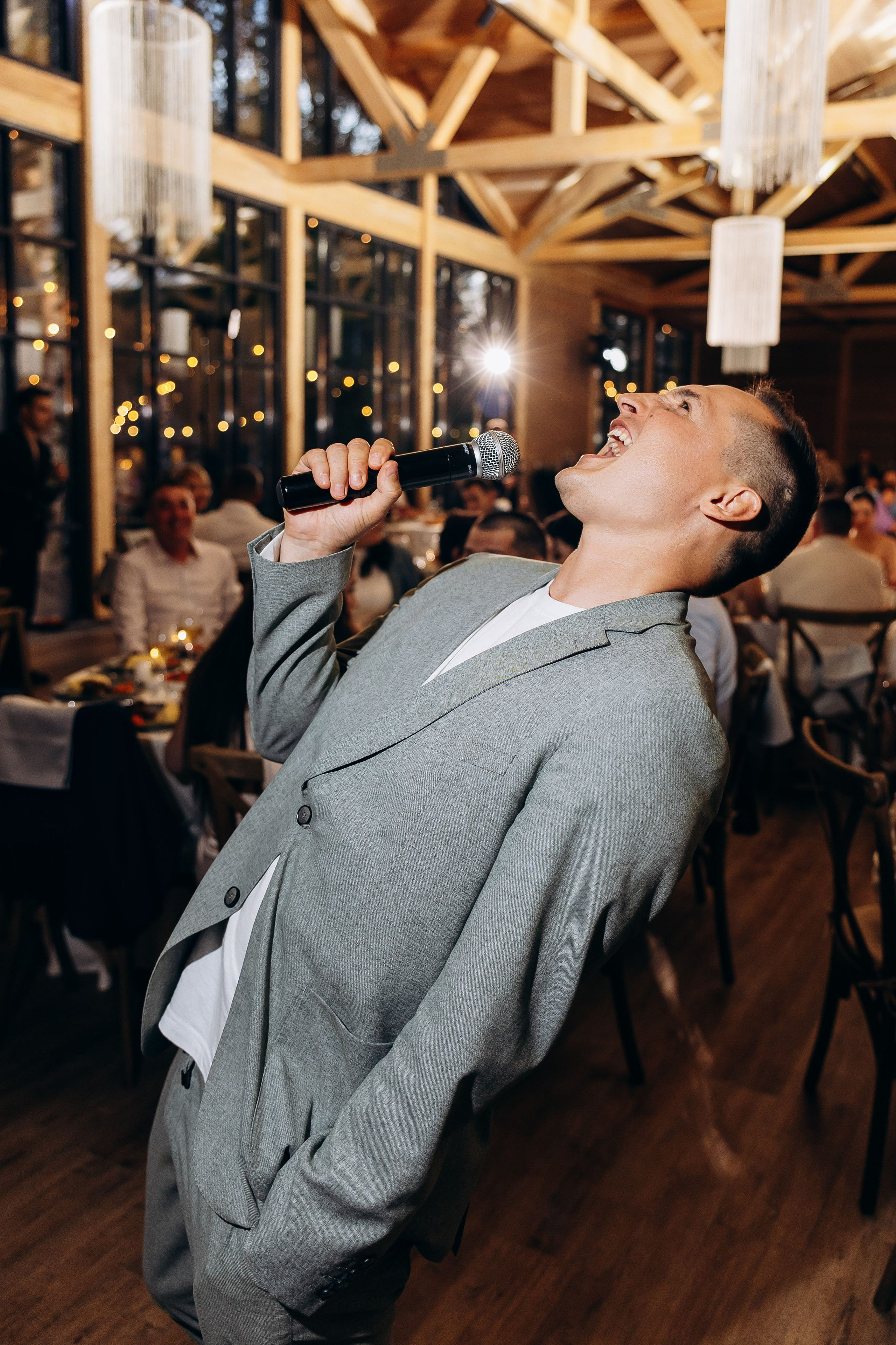 свадебный банкет в Казани. Площадка Веранда Лес. Свадебный фотограф Казань. Ведущий Радиф Ахмадиев