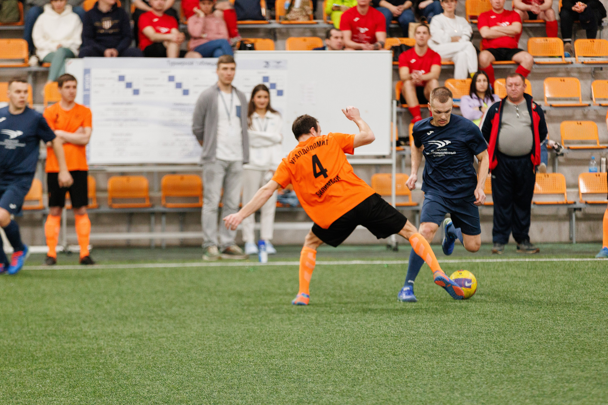 Фотограф на корпоративный футбольный турнир. Контент для бизнеса в Екатеринбурге Полдень Медиа