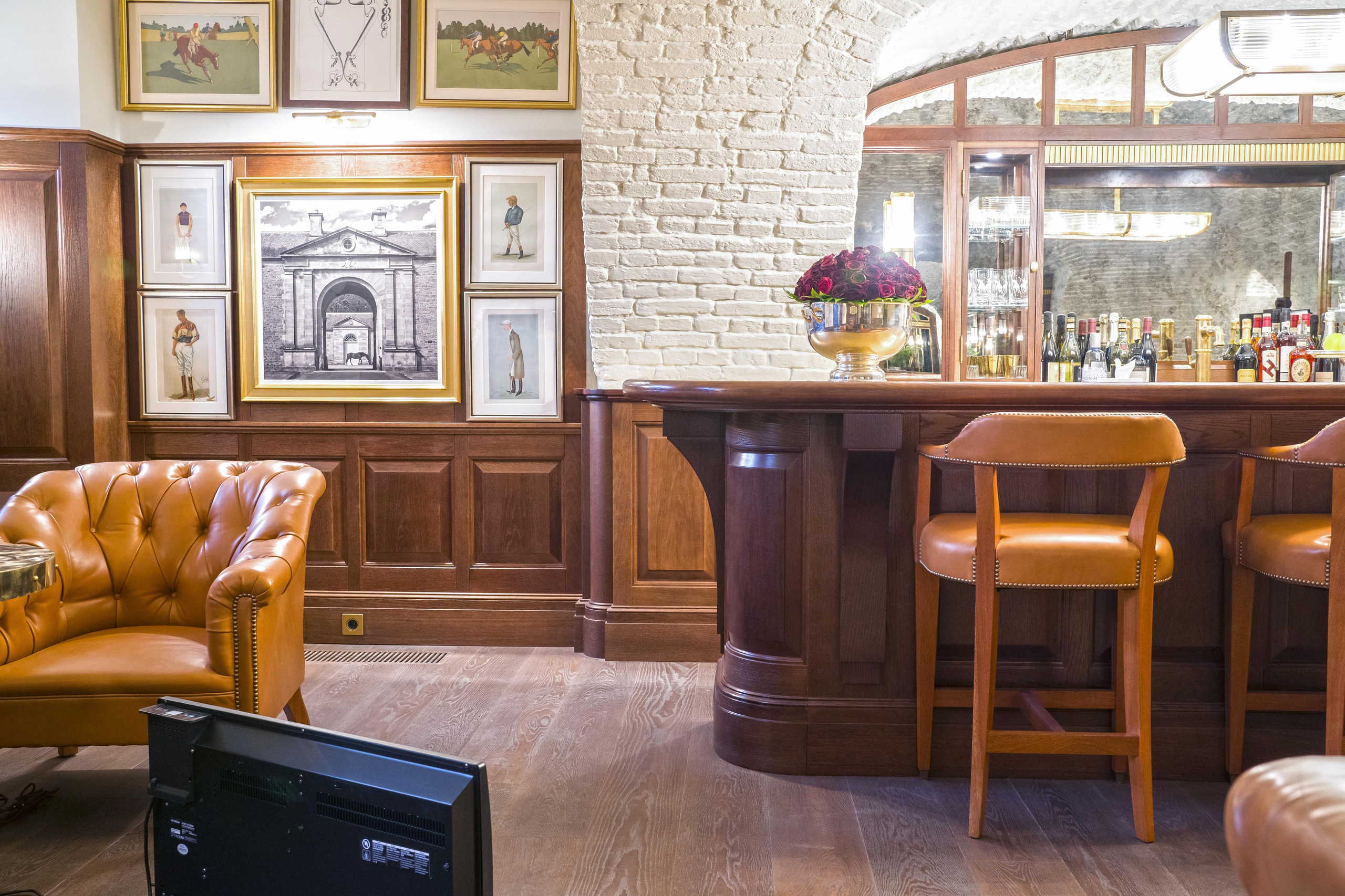 Интерьер бара ресторана. Фотограф в Санкт-Петербурге. Репортажная и все съёмки для бизнеса