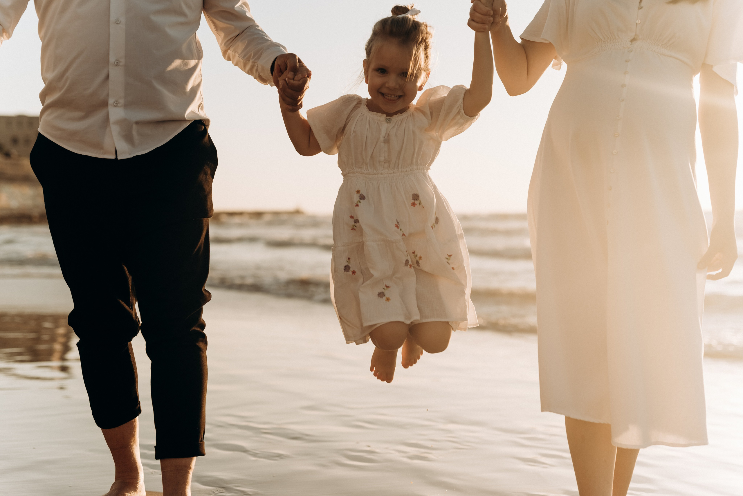 Ela, Andre & Mira: Pregnancy. Family photographer in Israel | Alesya Superfin