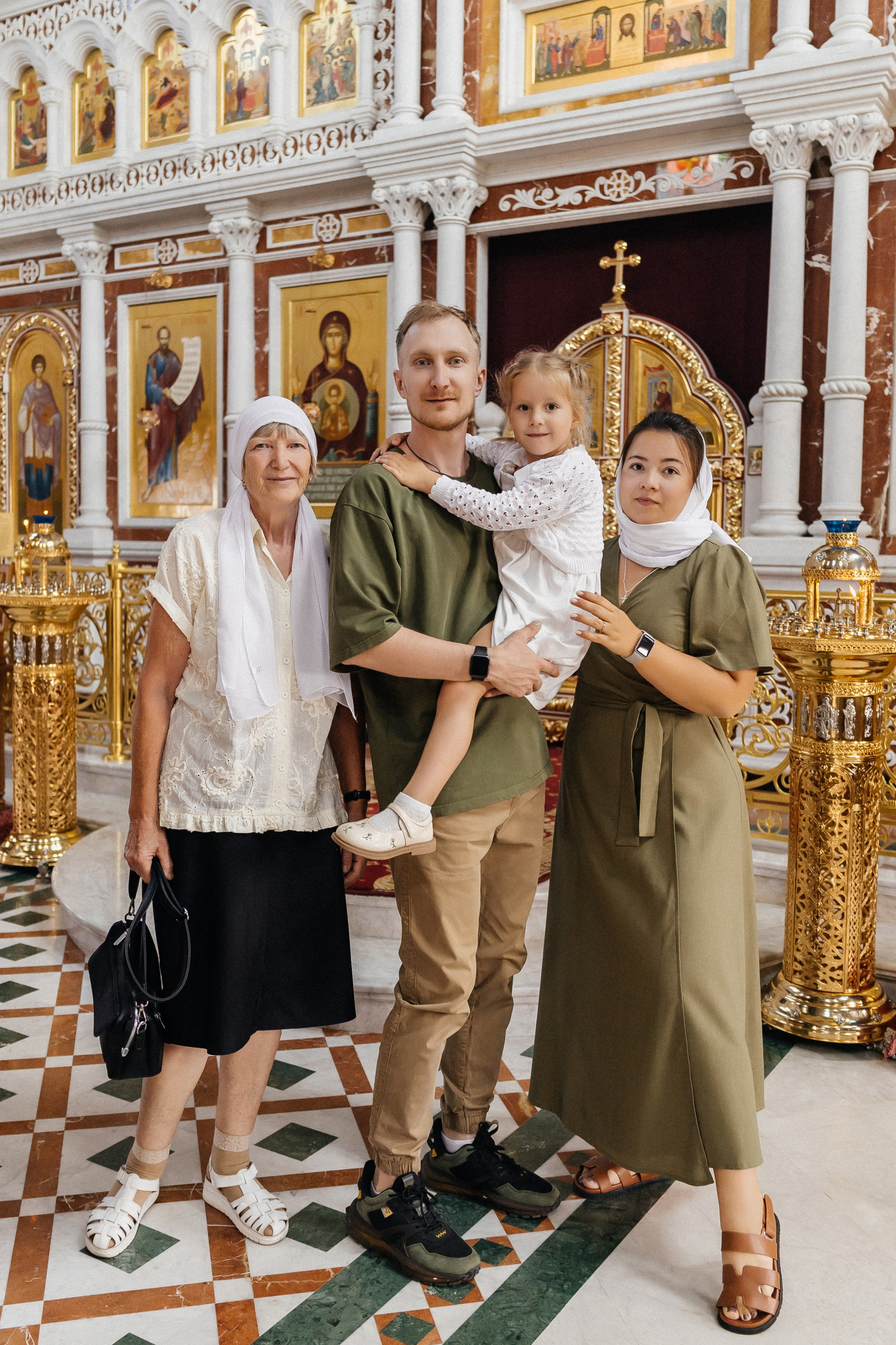 Крещение Алисы. Фотограф Кемерово | Сергей