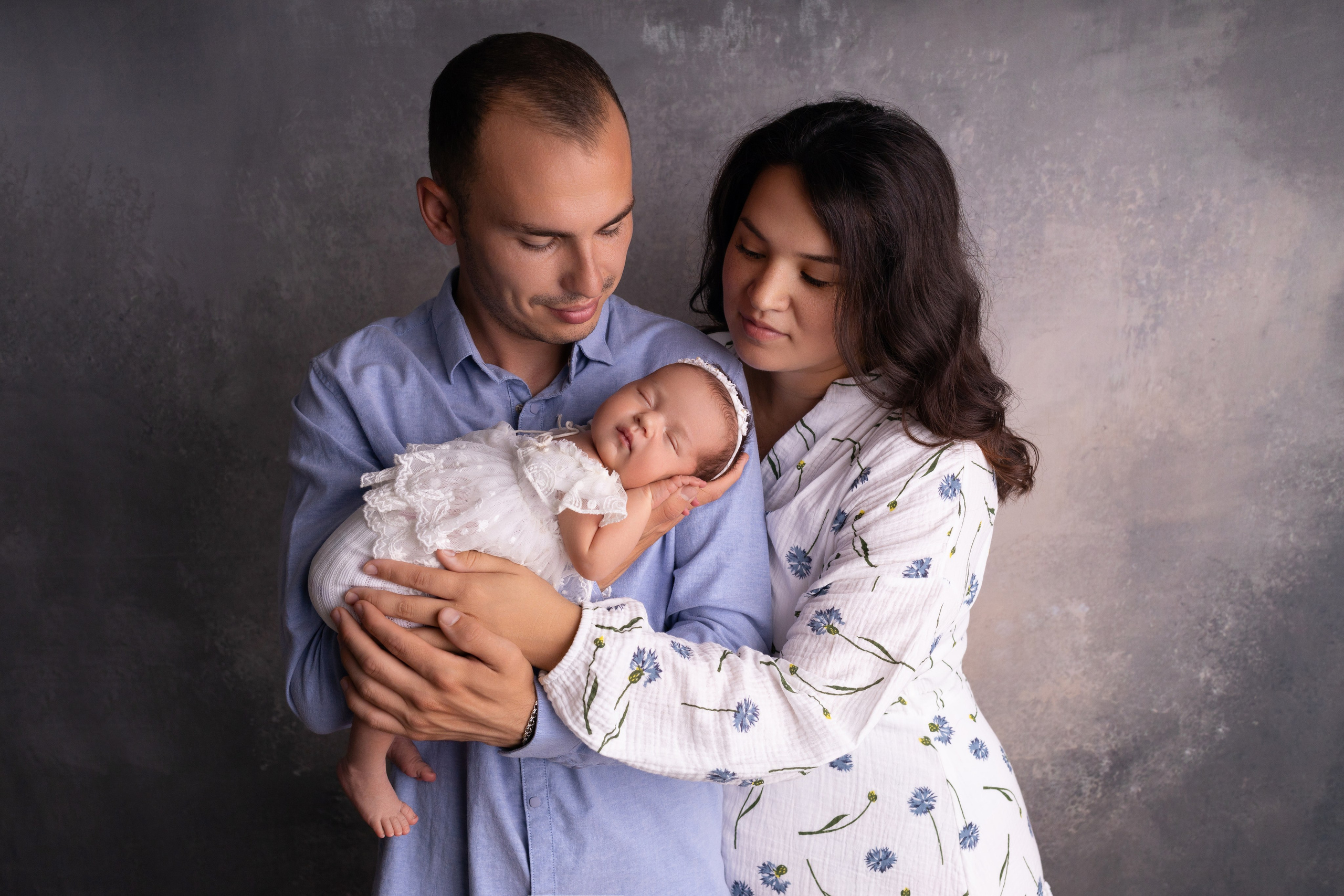 Семейные кадры от Elvira Kamaeva. Фотограф новорожденных малышей в Омске и Омской области Эльвира Камаева