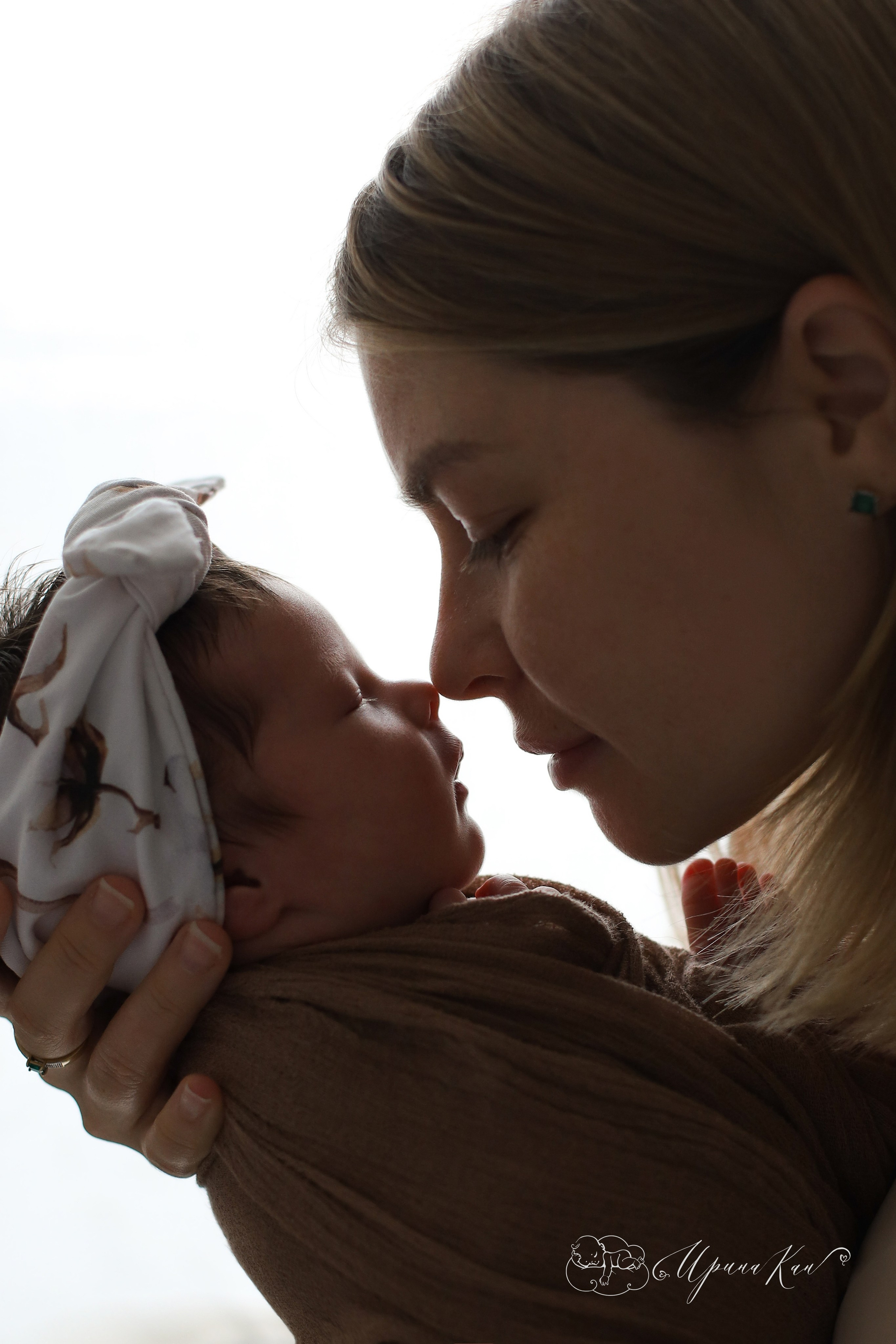 Новорожденные фото с родителями. Ирина Кан Фотограф новорожденных в Екатеринбурге