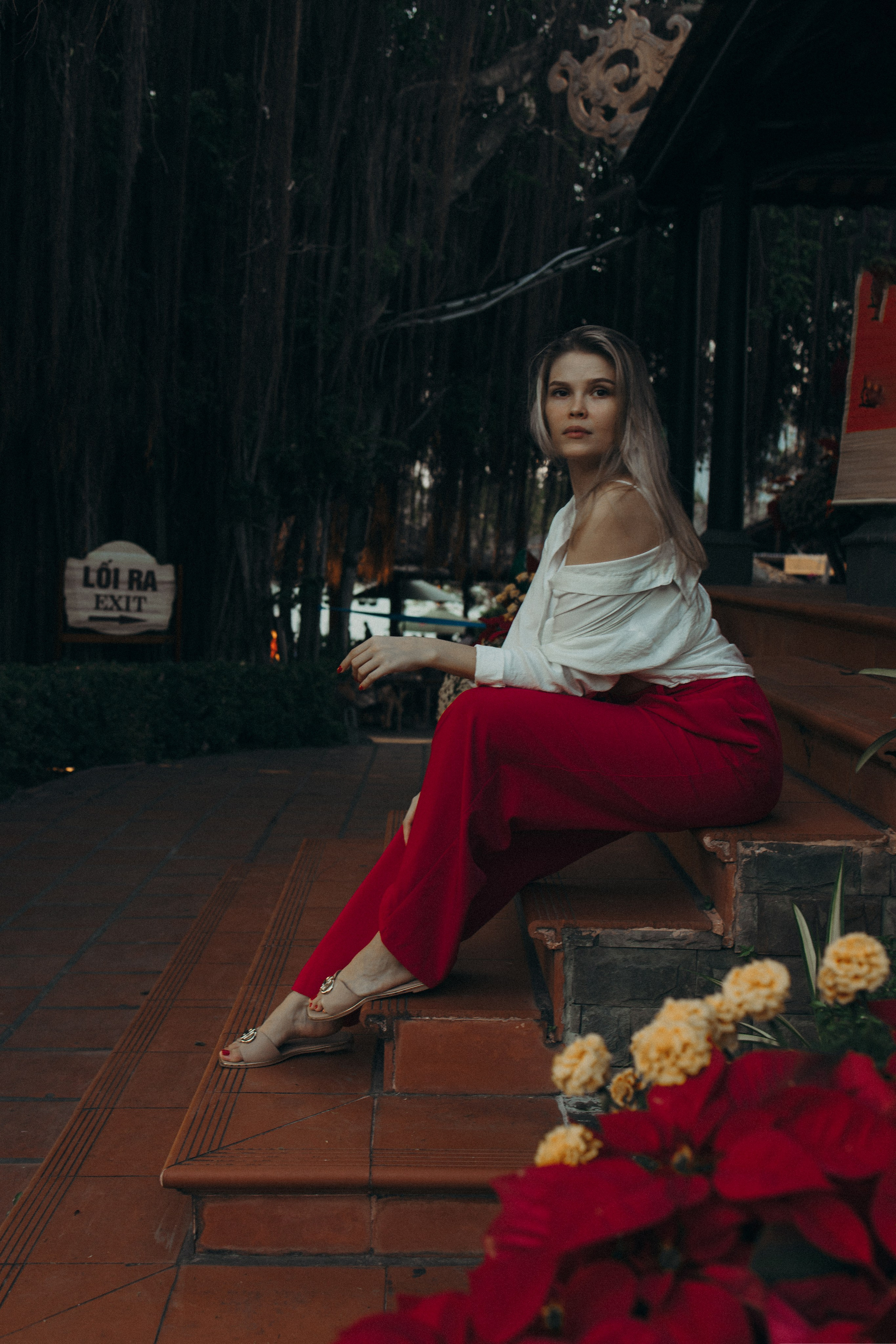 Кристина (Каменный сад Хон Чонг, Нячанг). Фотограф Астана. Индивидуальные, парные и семейные фотосессии