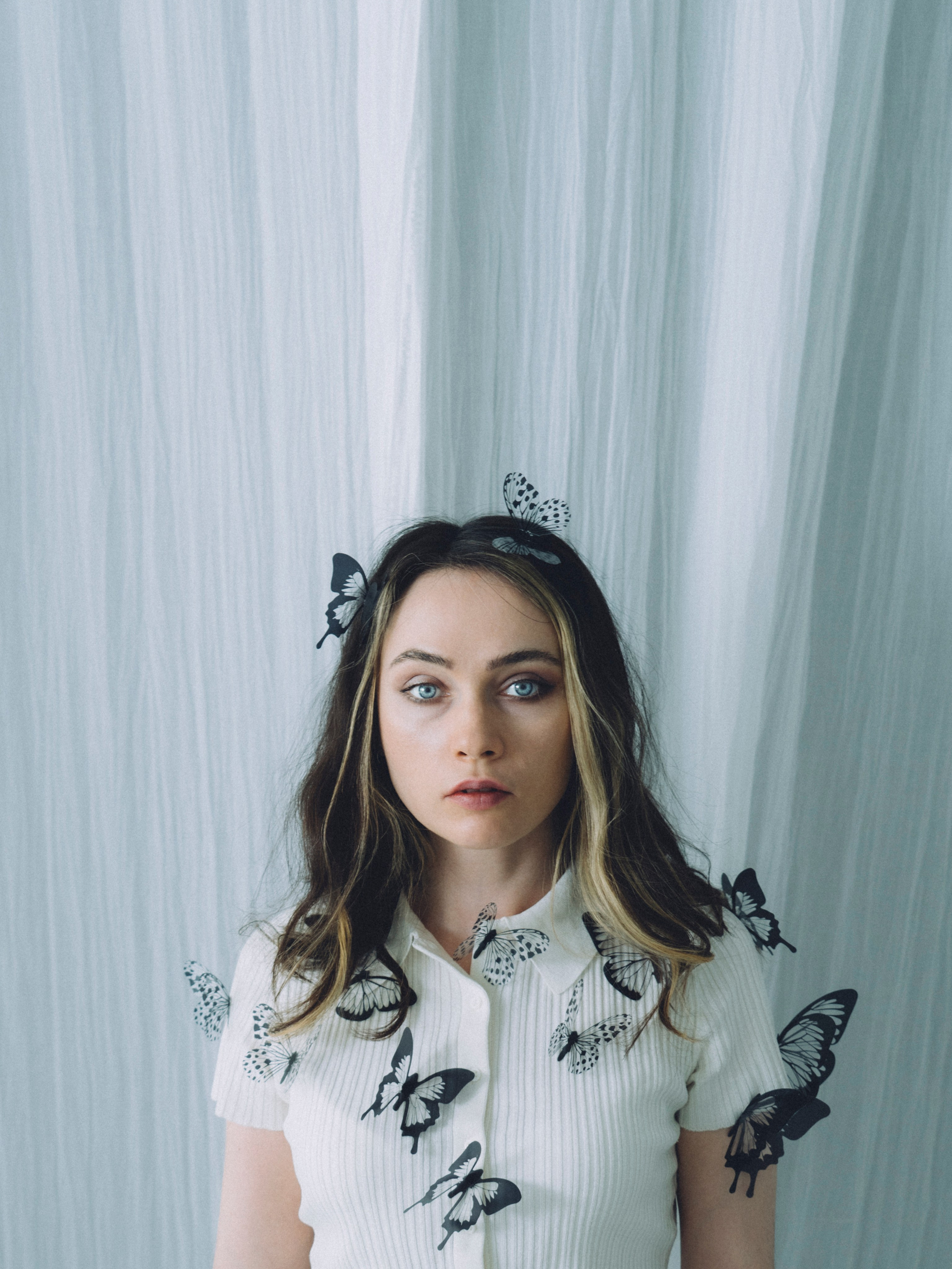 Портретная мини фотосессия в студии в Санкт-петербурге с бабочками. Светлана Гопанюк. Портретный фотограф. Санкт-Петербург. СПб